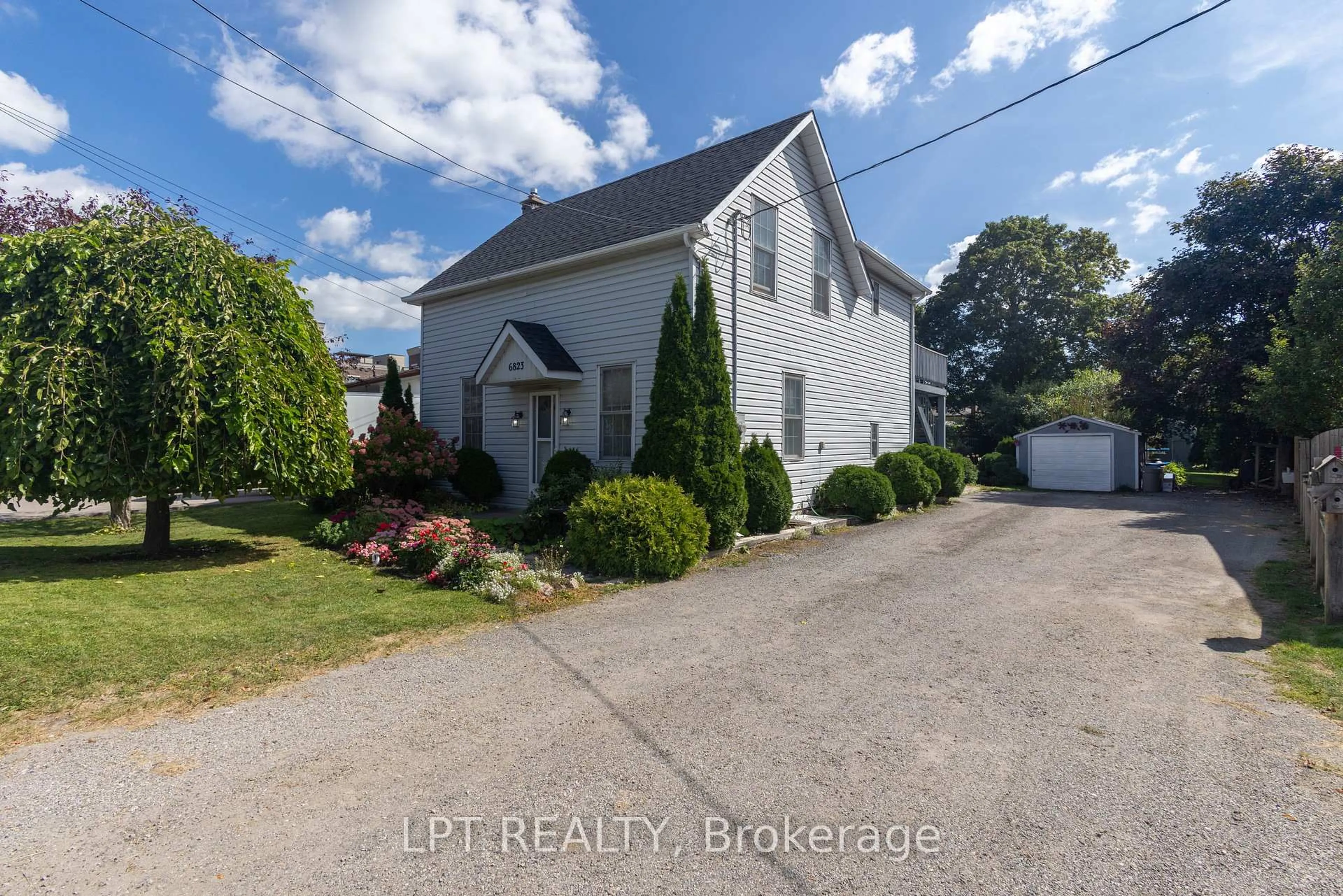 A pic from outside/outdoor area/front of a property/back of a property/a pic from drone, street for 6823 Main St, Whitchurch-Stouffville Ontario L4A 7G4