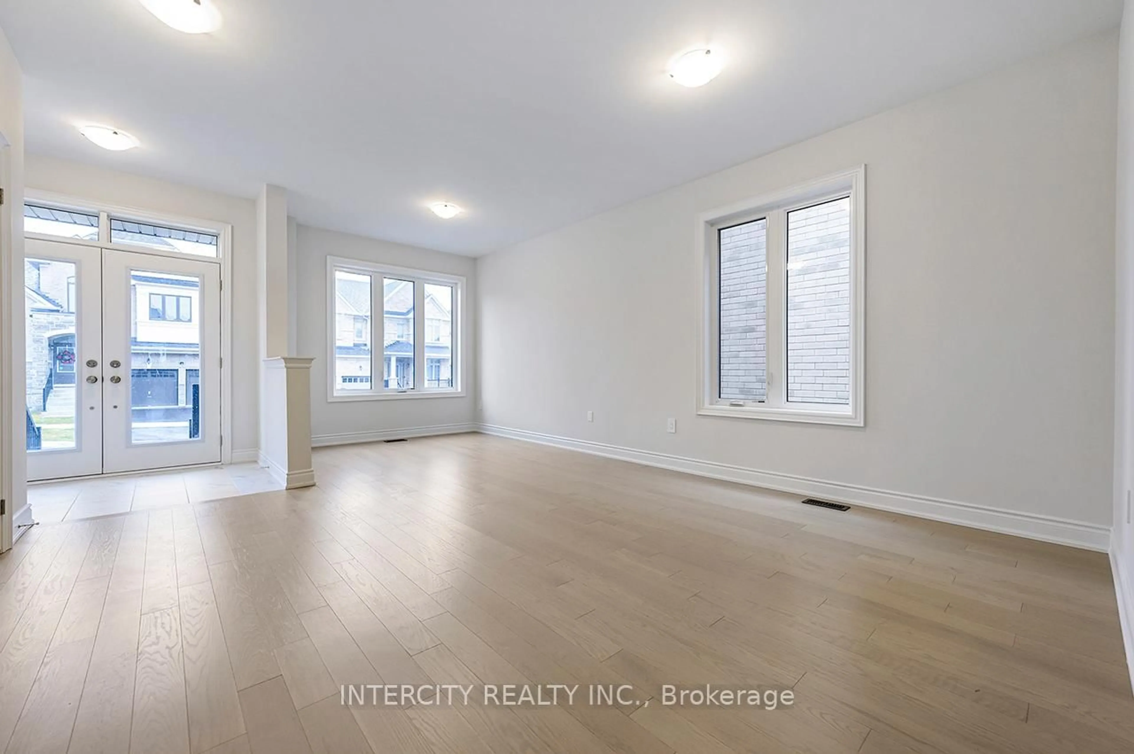 A pic of a room for 51 Bostock Dr, Georgina Ontario L4P 0S5