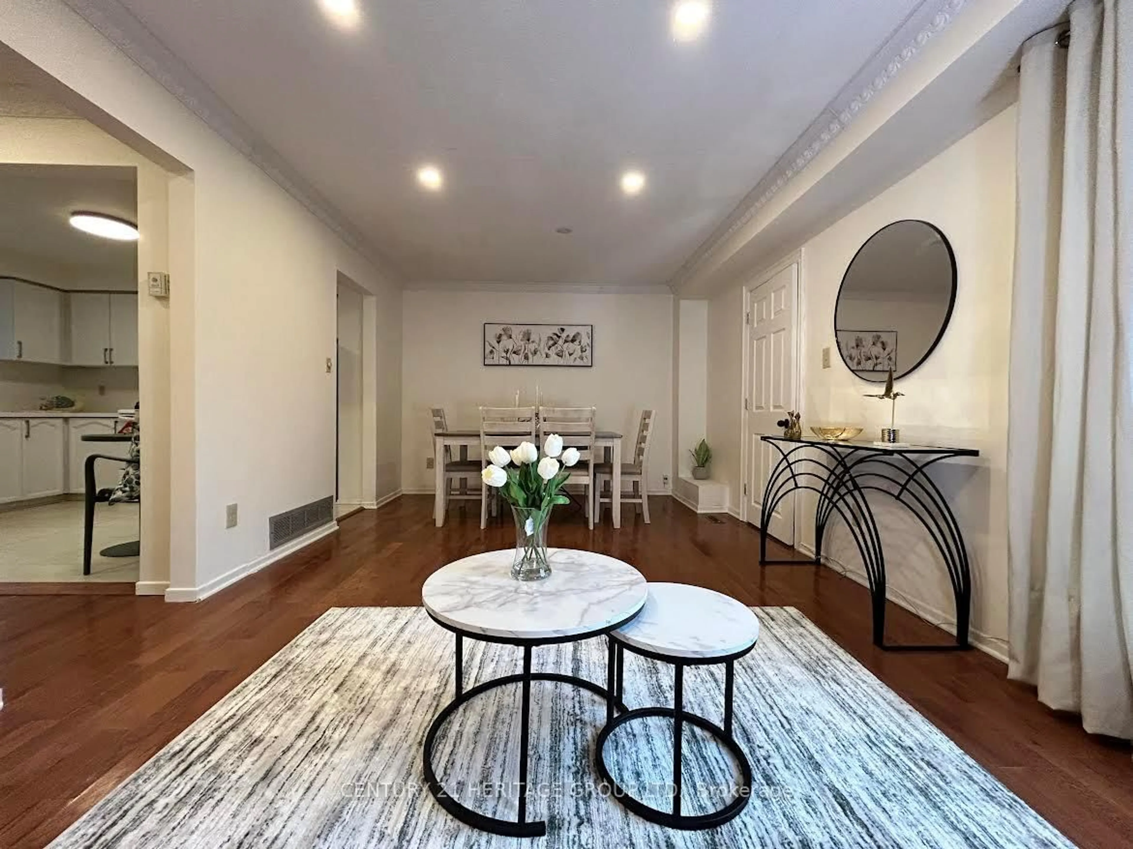 Unknown for 38 Gray Cres, Richmond Hill Ontario L4C 5V5