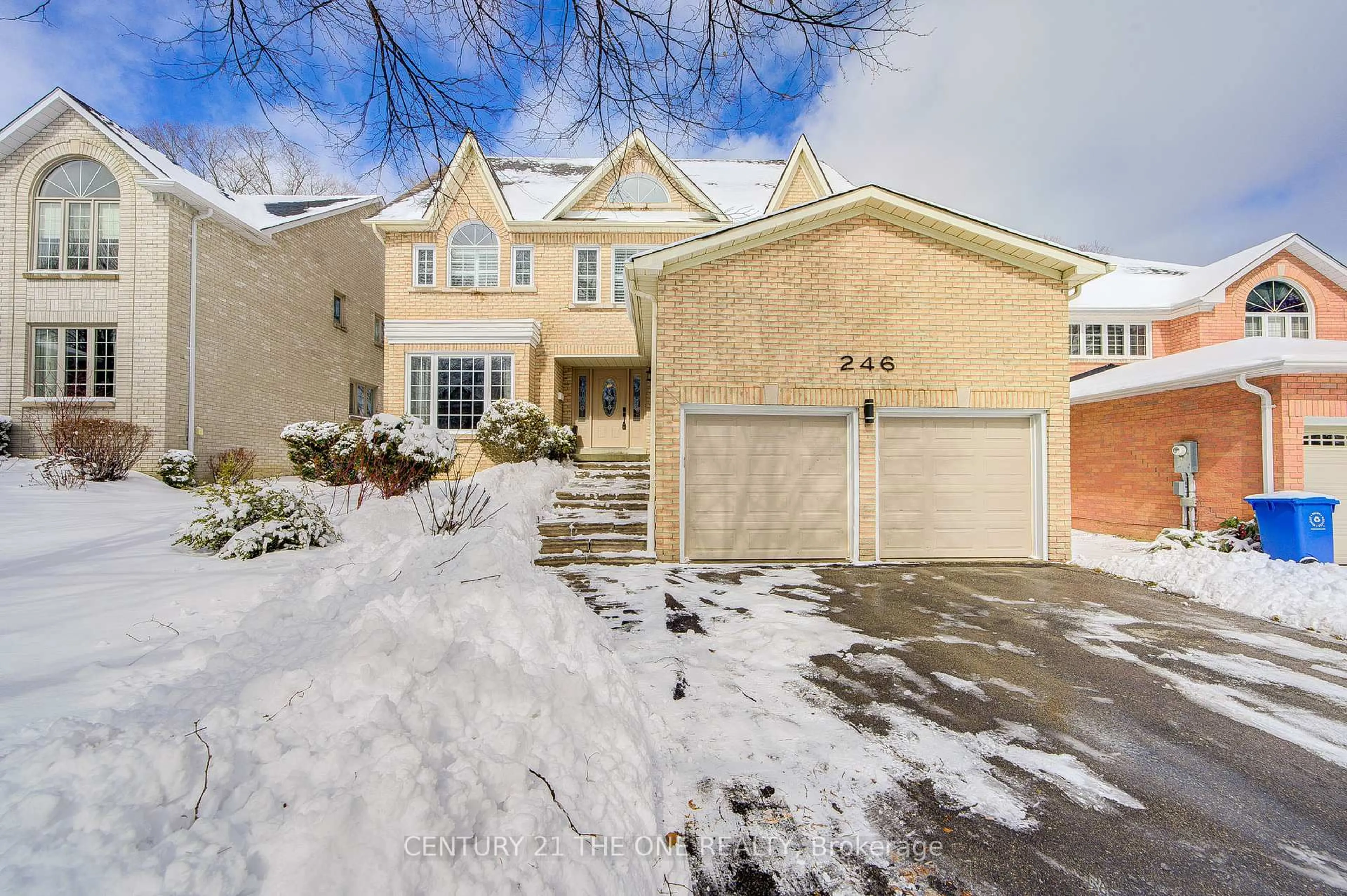 Unknown for 246 Corner Ridge Rd, Aurora Ontario L4G 6L6
