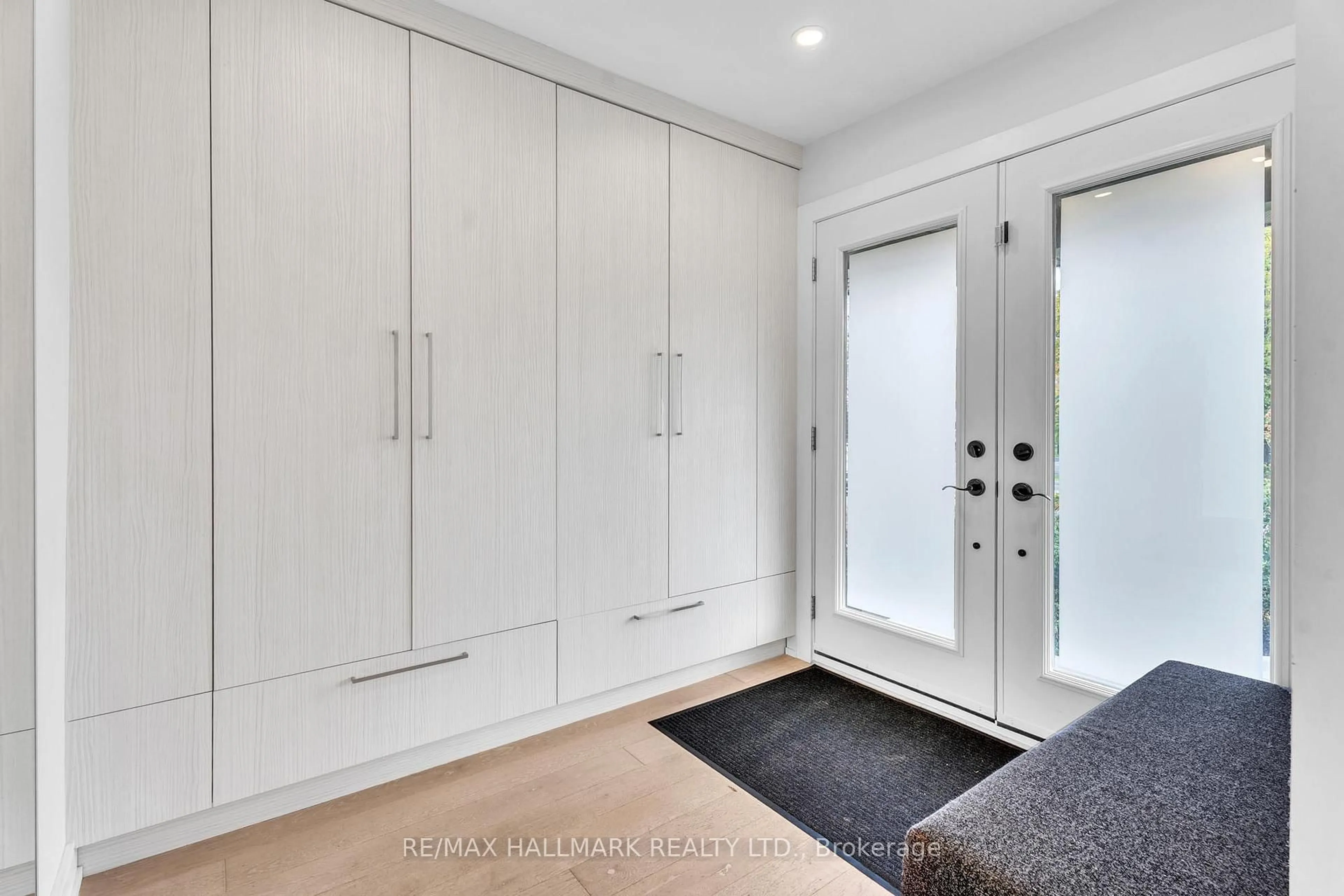 Indoor entryway for 58 Normark Dr, Markham Ontario L3T 3R1