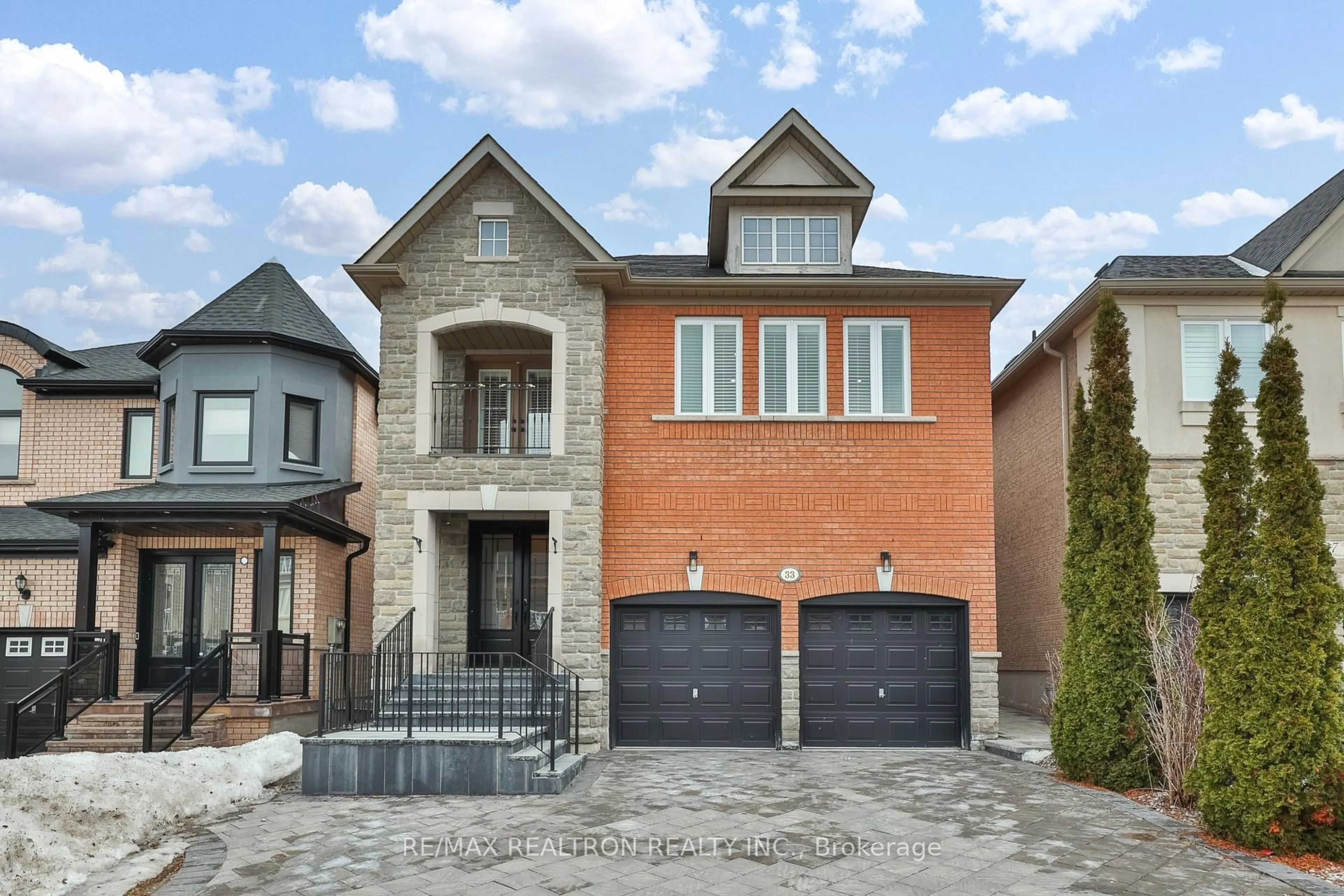 Home with brick exterior material, street for 33 Ravel Dr, Vaughan Ontario L4J 8Z2