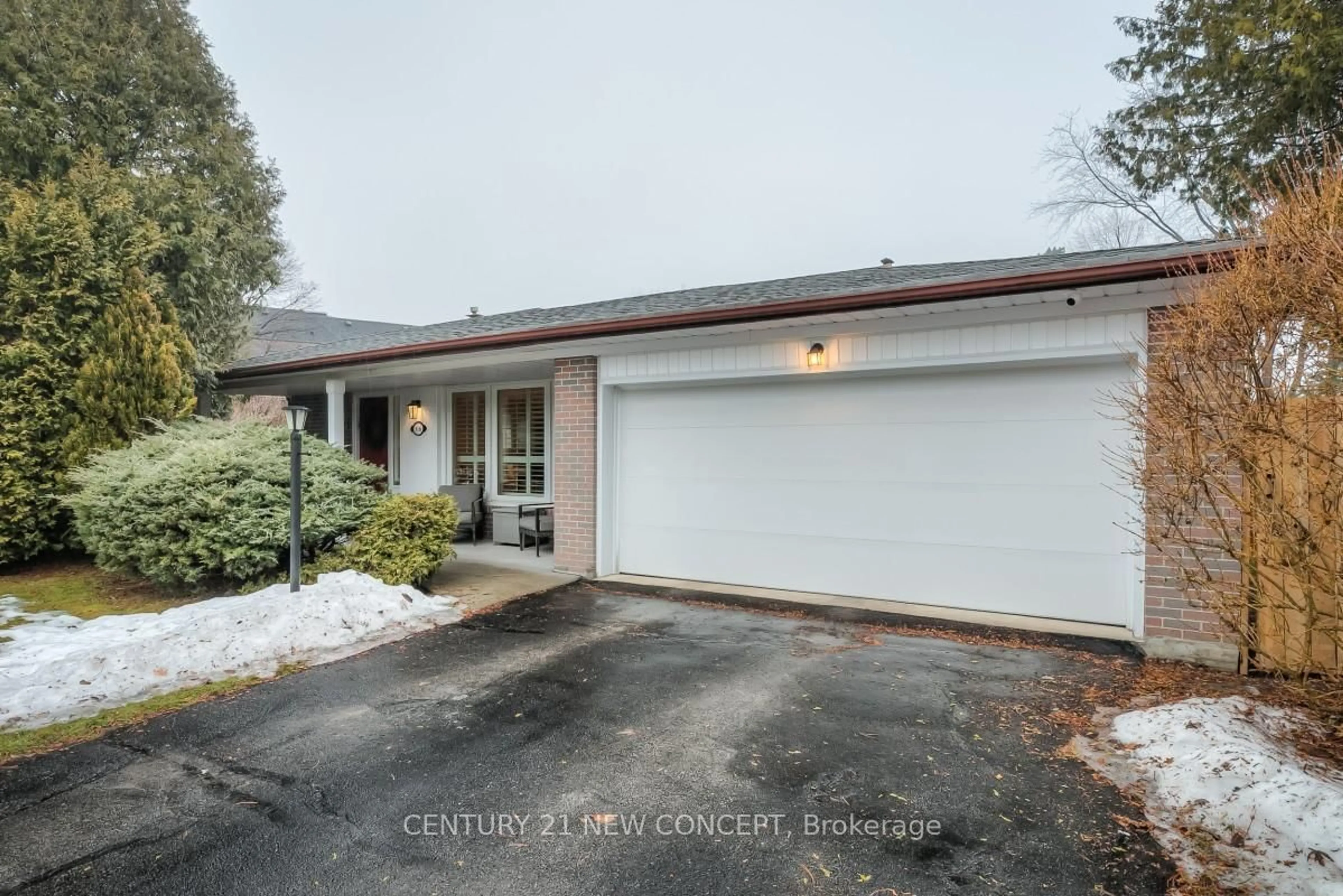 A pic from outside/outdoor area/front of a property/back of a property/a pic from drone, street for 116 Babcome Dr, Markham Ontario L3T 1N1