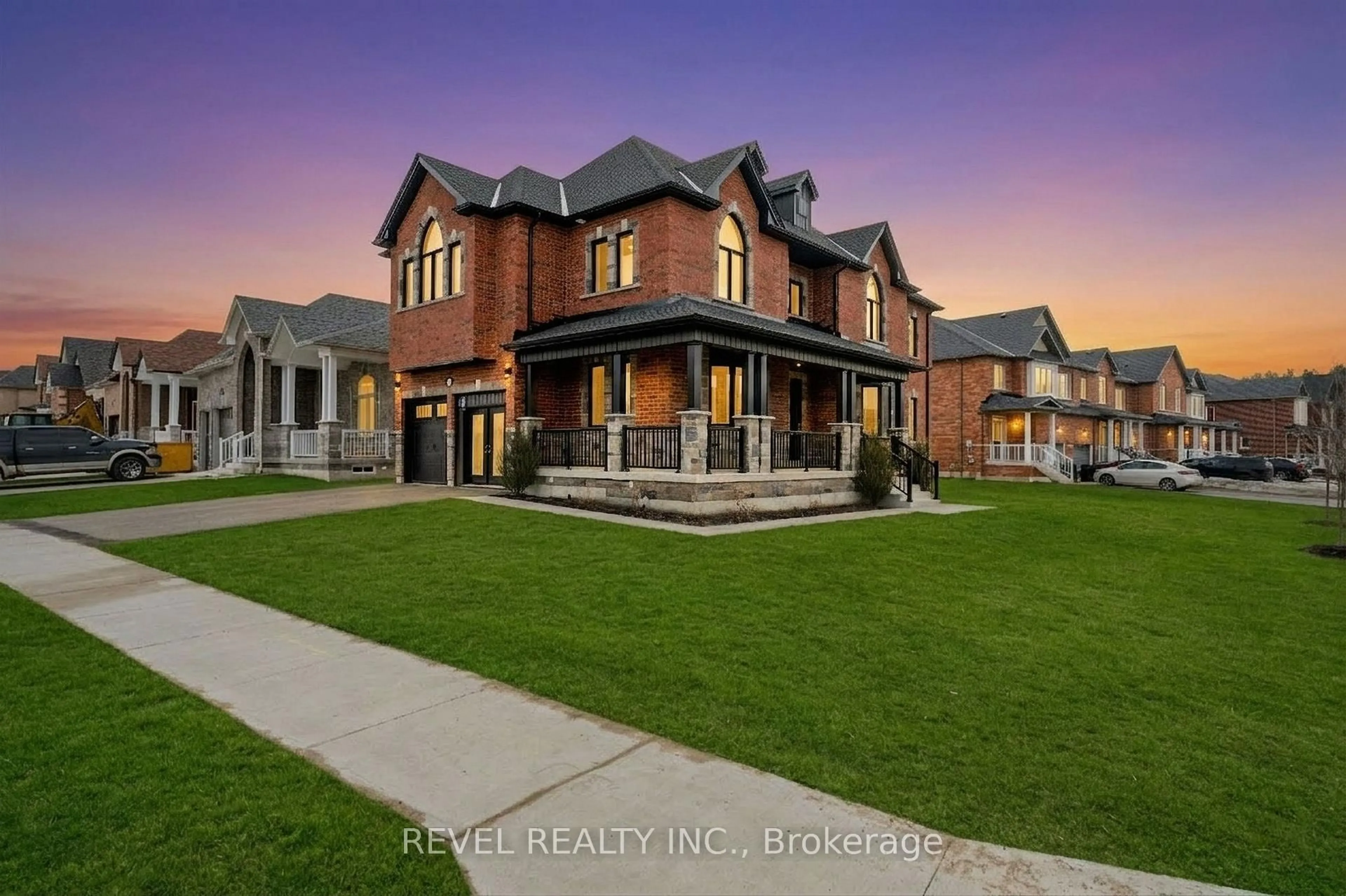 Home with brick exterior material, unknown for 51 Wood Cres, Essa Ontario L3W 0M5