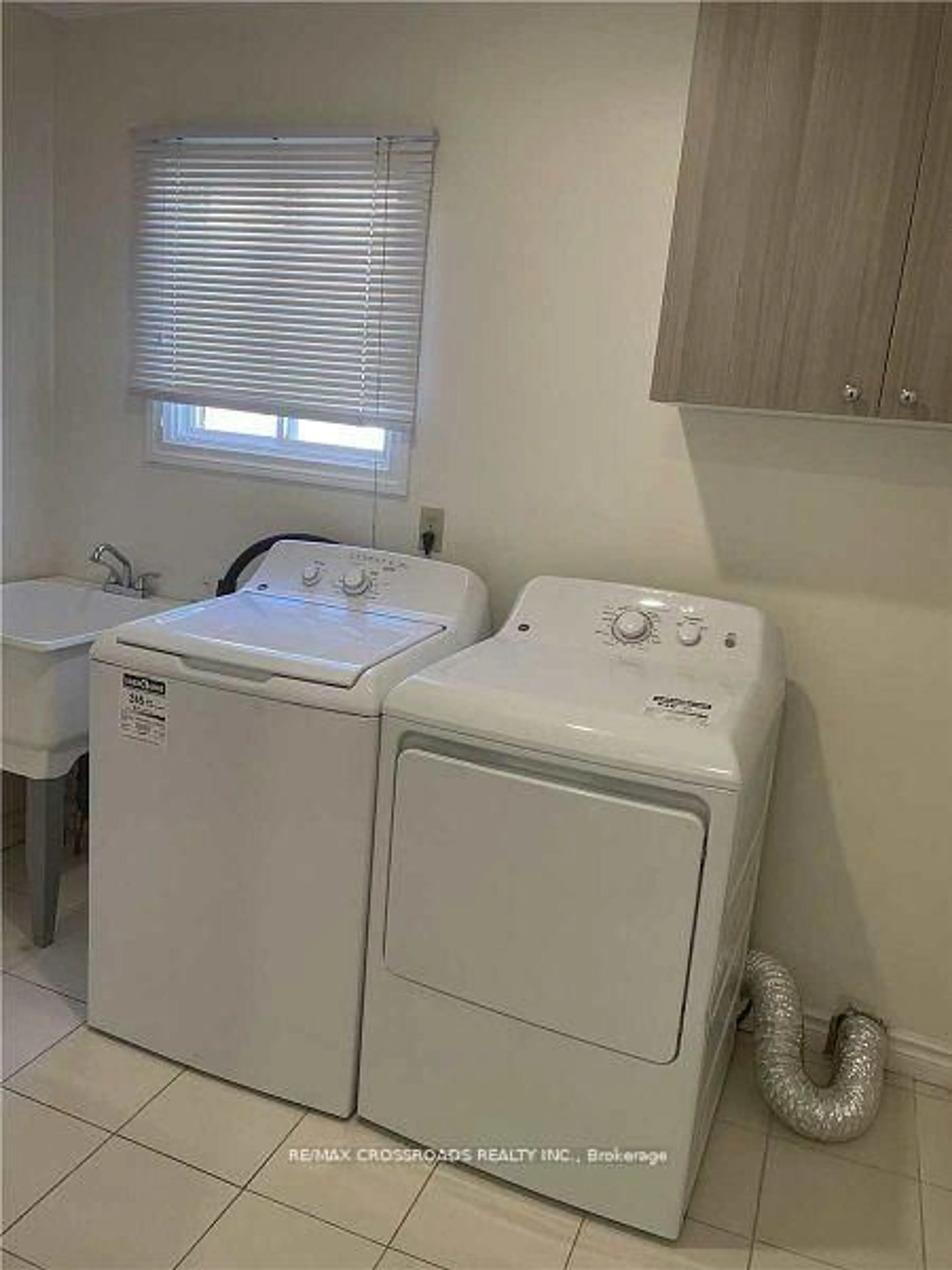 Laundry room for 94 Elson St, Markham Ontario L3S 2E4
