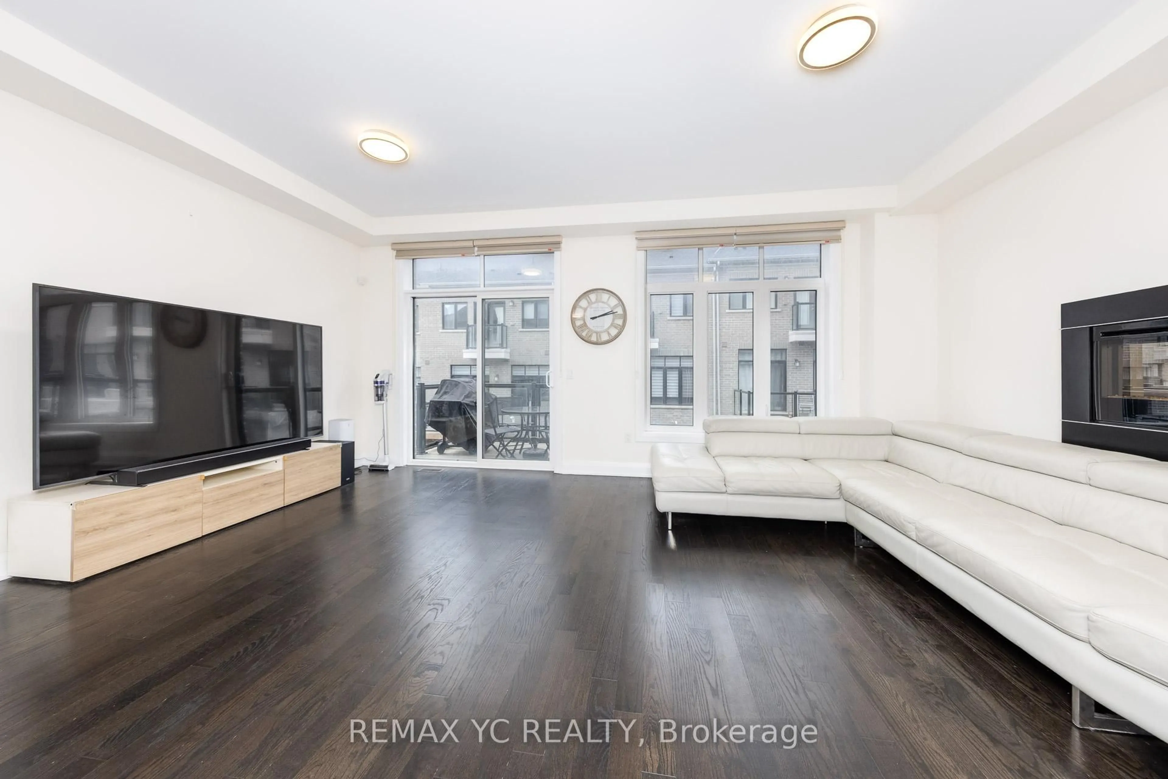 A pic of a room for 33 Duncombe Lane, Richmond Hill Ontario L4C 1C2