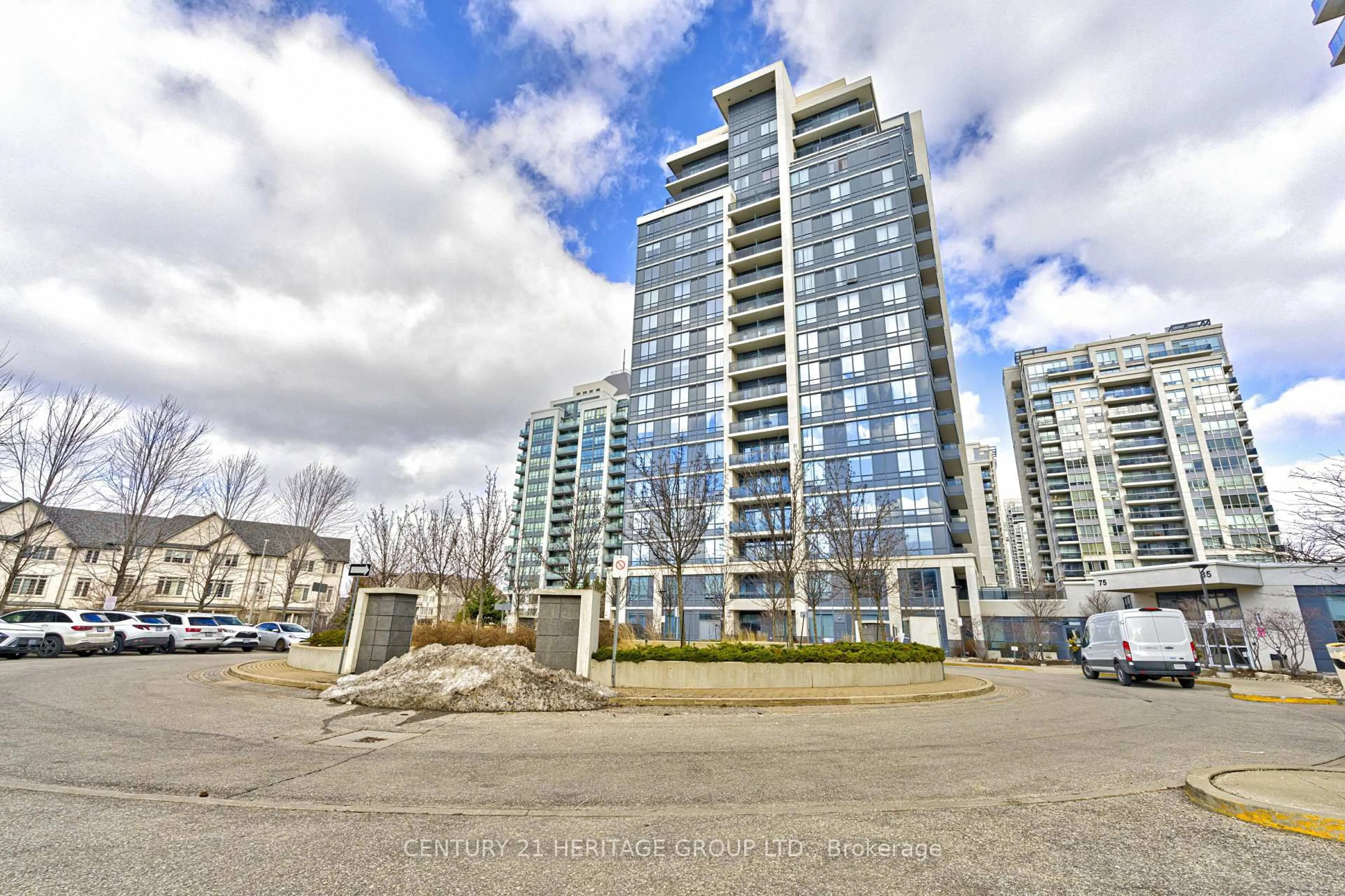 Unknown for 75 North Park Rd #208, Vaughan Ontario L4J 0H8