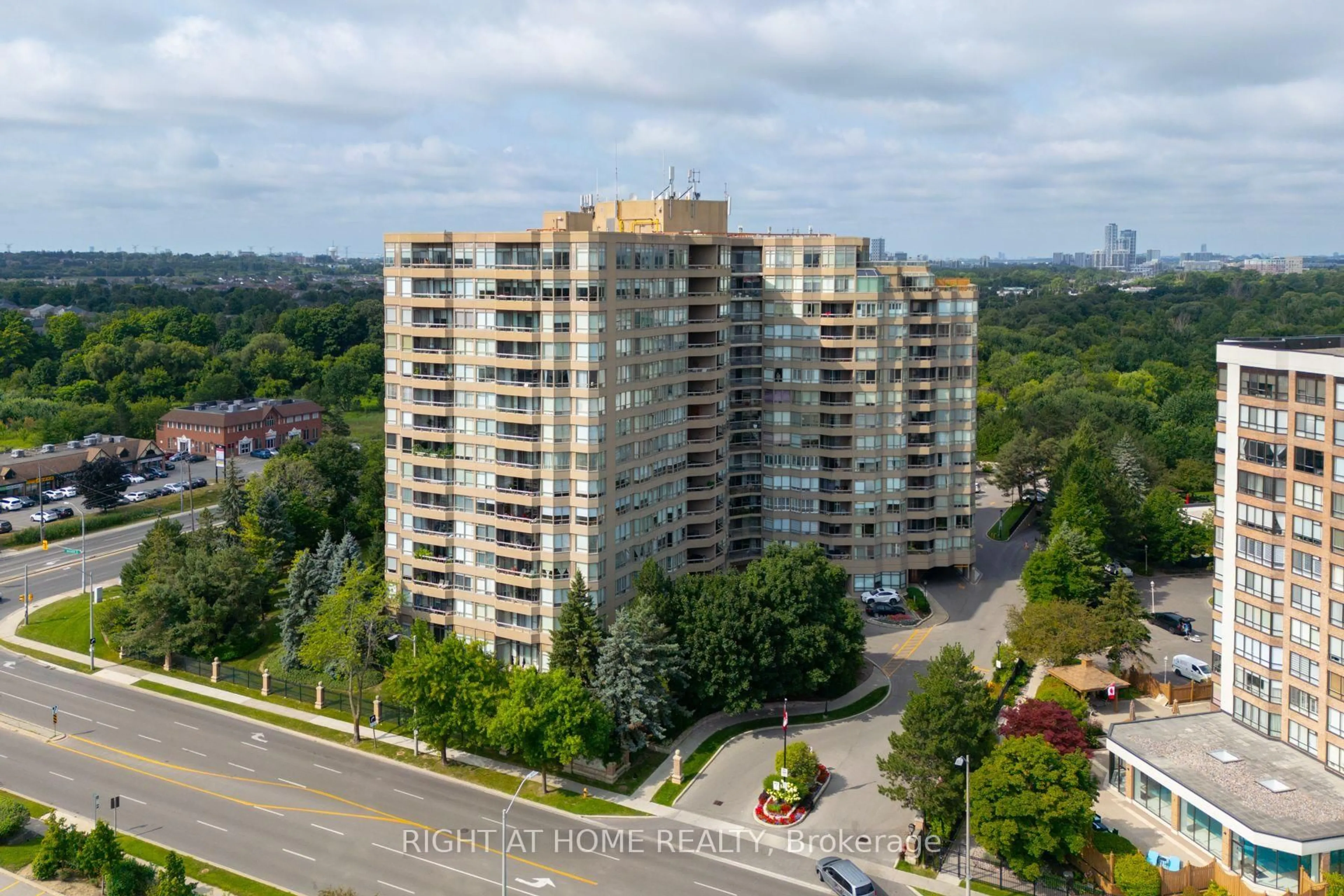 A pic from outside/outdoor area/front of a property/back of a property/a pic from drone, city buildings view from balcony for 25 Austin Dr #520, Markham Ontario L3R 8H4