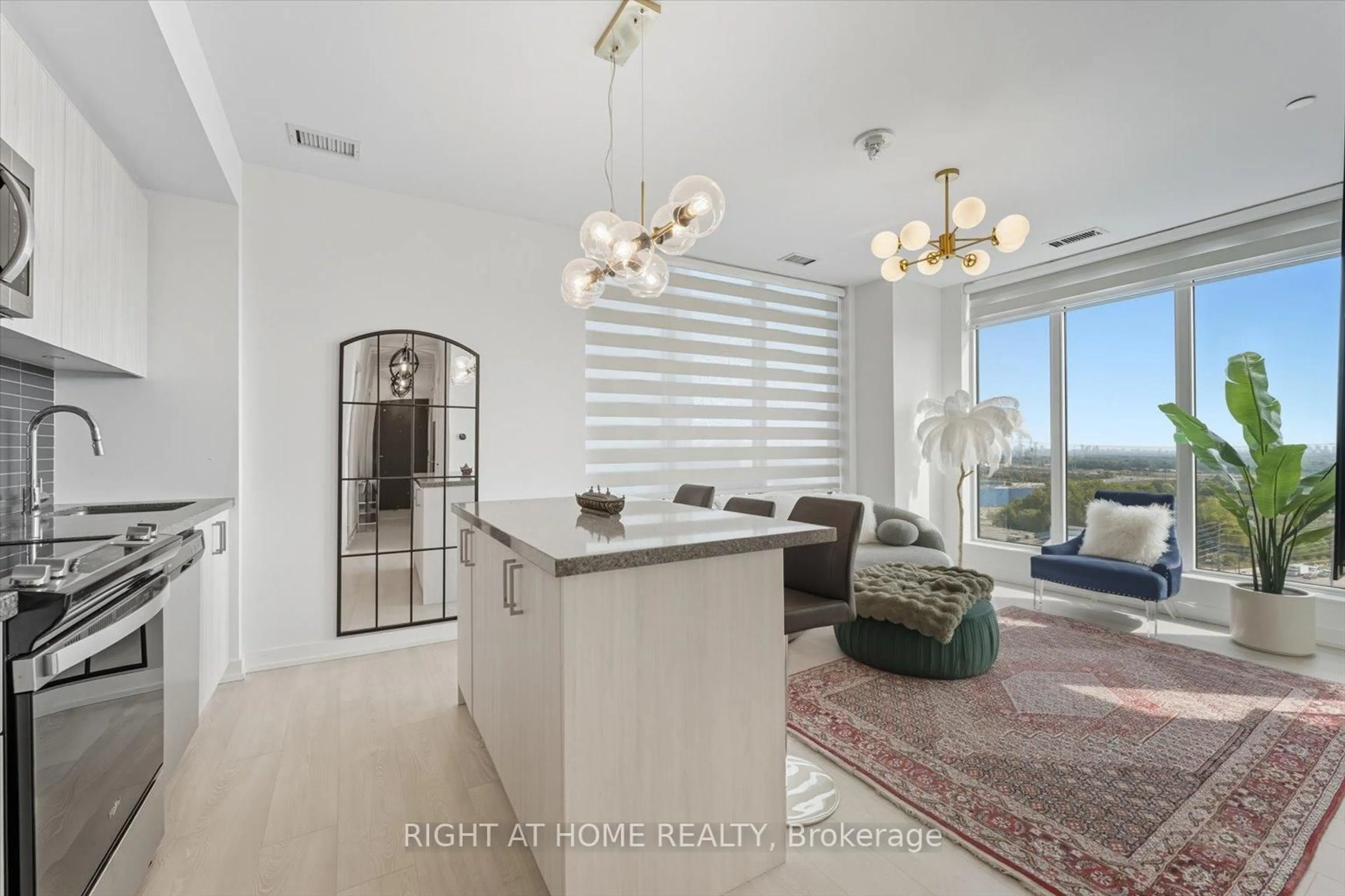 Open concept kitchen, ceramic/tile floor for 3 Rosewater St #1508, Richmond Hill Ontario L4C 5T6