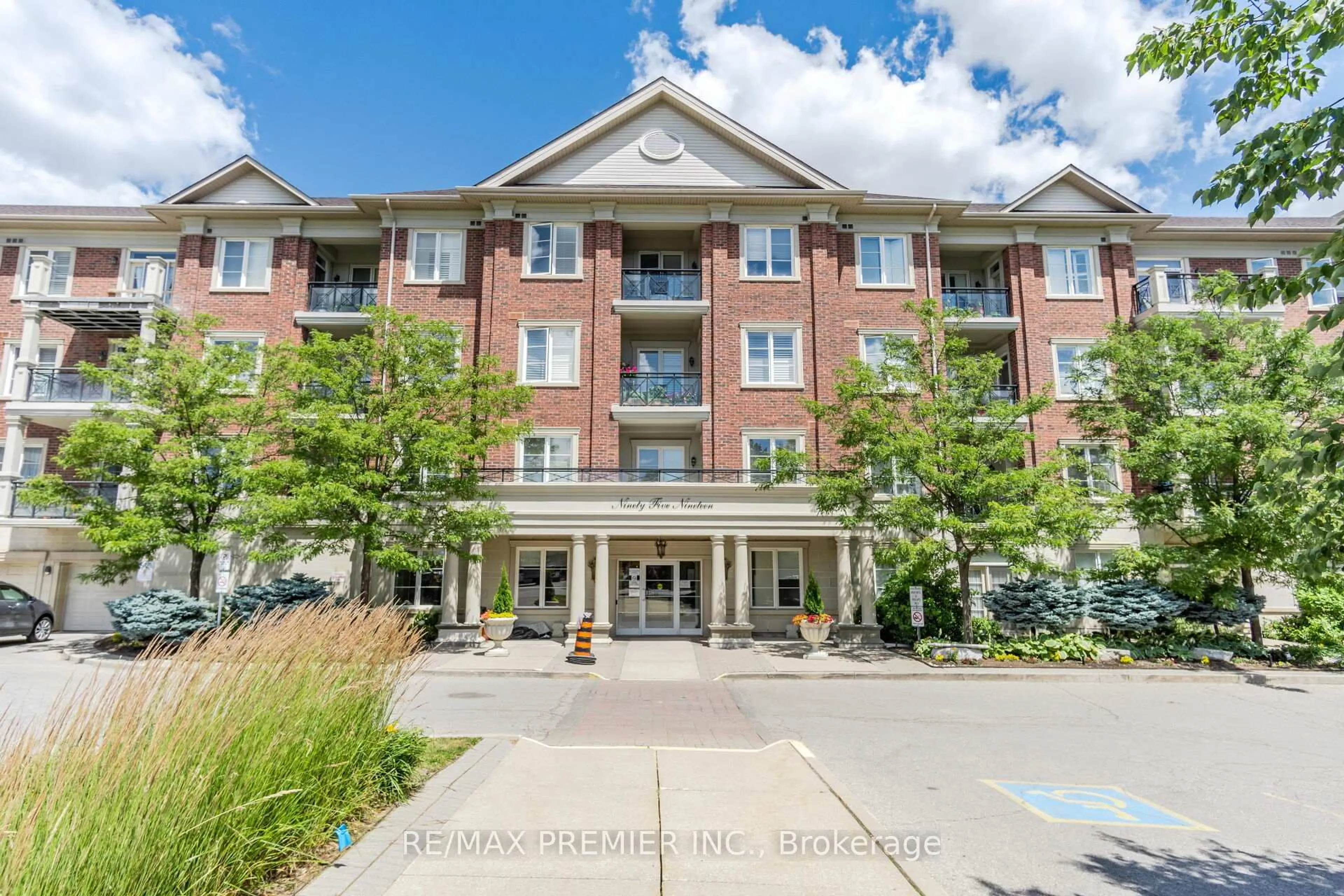 Unknown for 9519 Keele St #Unit 6, Vaughan Ontario L6A 4A2