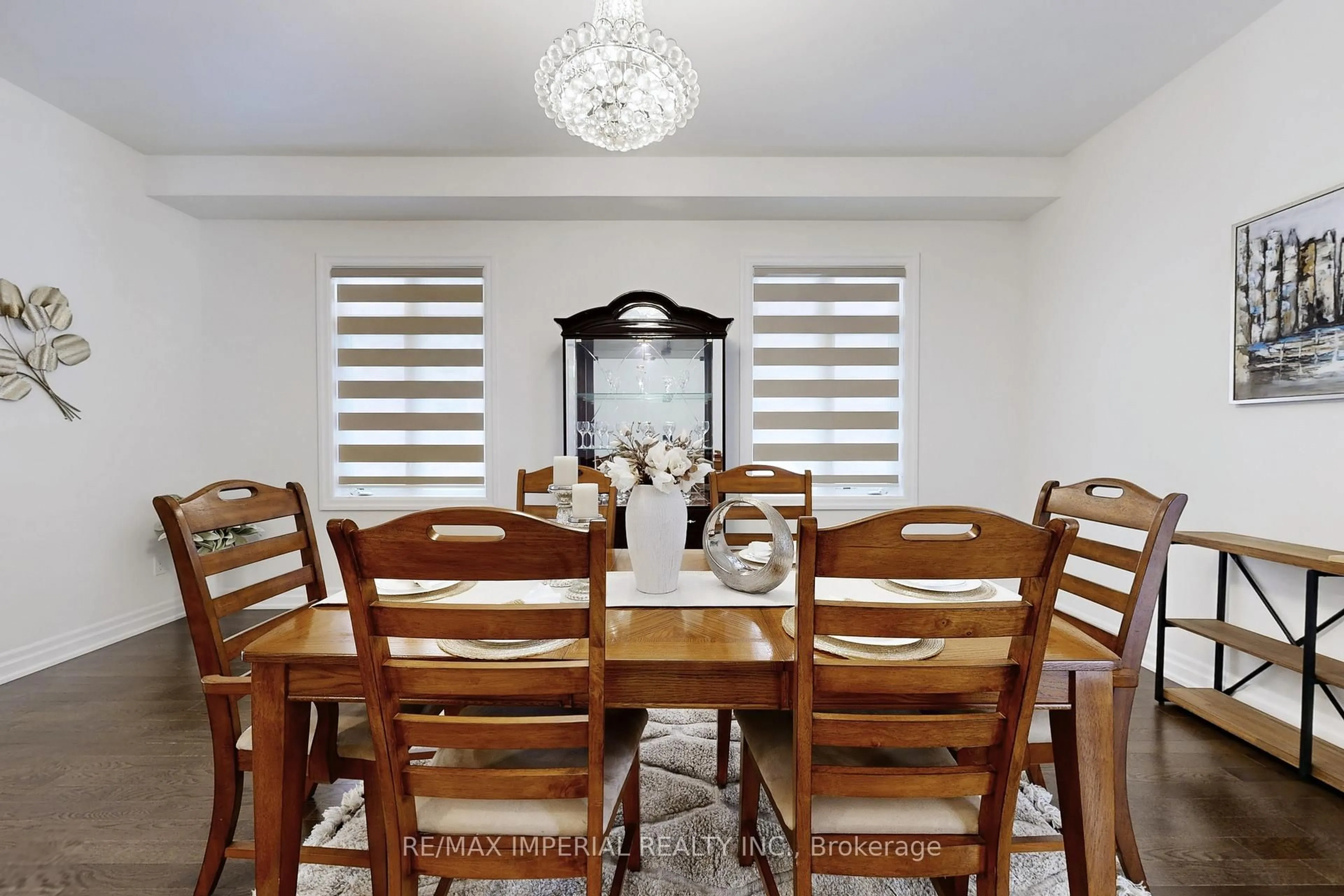 Dining room, unknown for 211 Touch Gold Cres, Aurora Ontario L4G 3X4