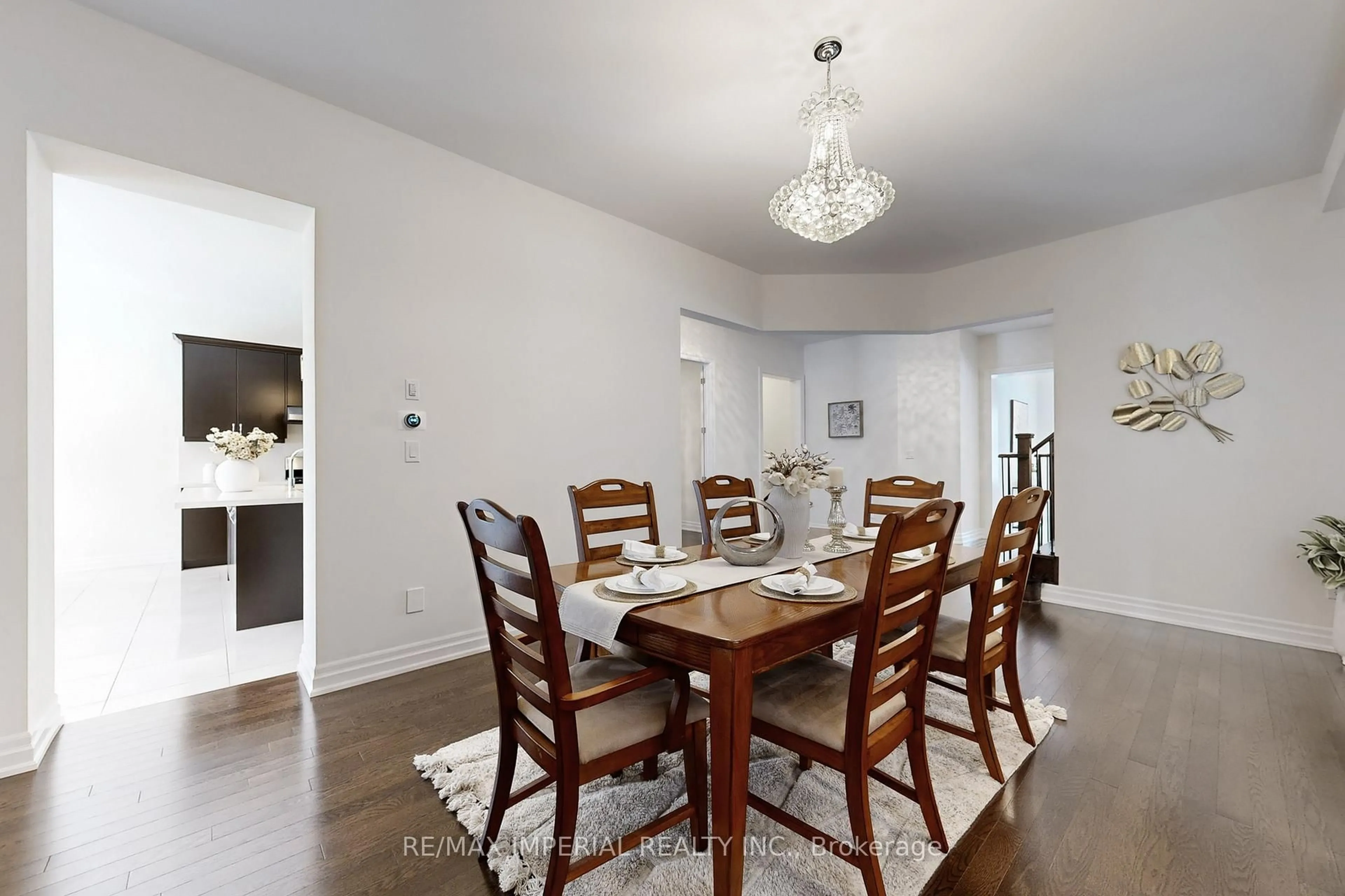 Dining room, unknown for 211 Touch Gold Cres, Aurora Ontario L4G 3X4