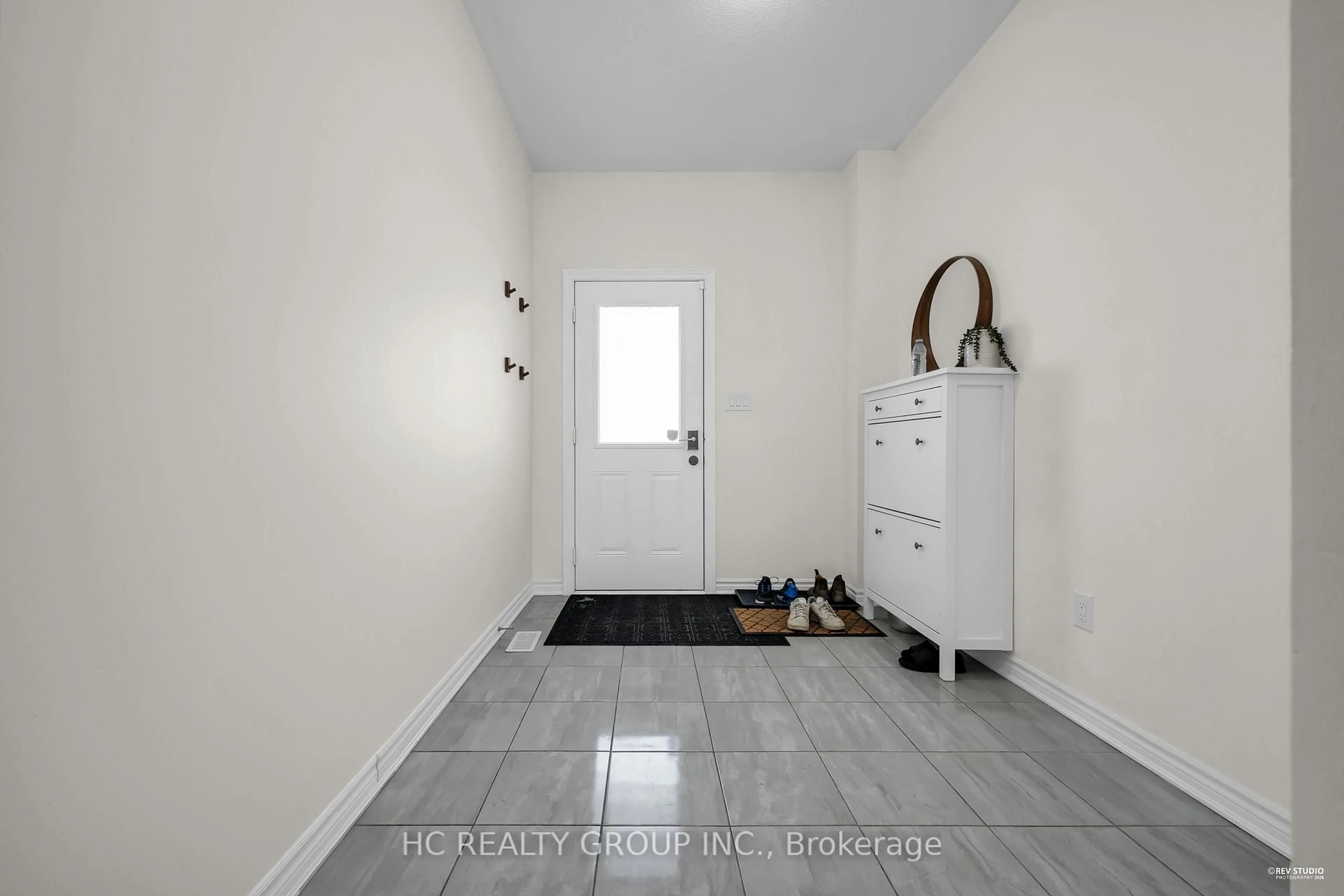 Indoor entryway for 64 Chicago Lane, Markham Ontario L6E 0V6