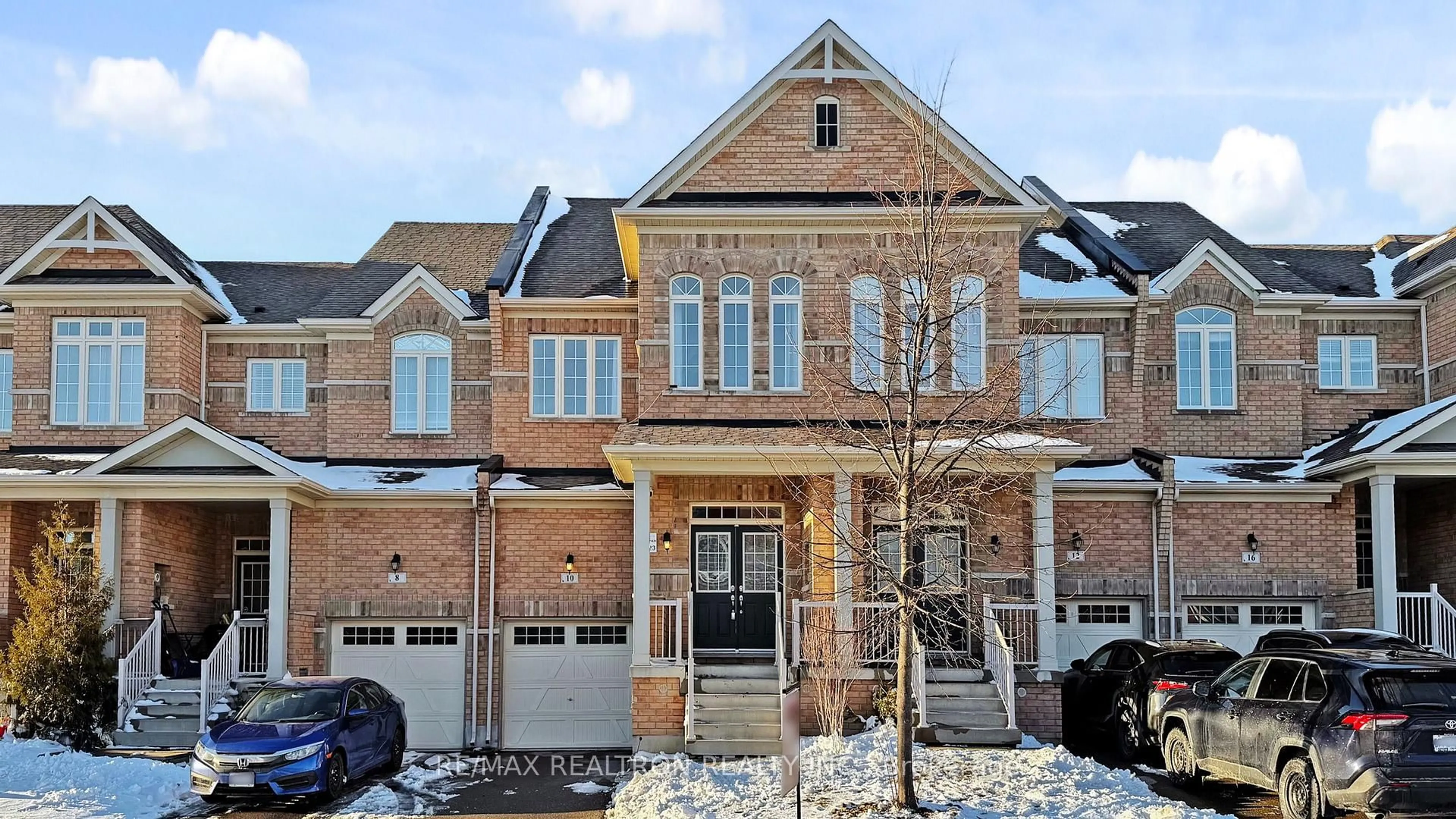 Home with brick exterior material, street for 10 Gower Dr, Aurora Ontario L4G 0V9