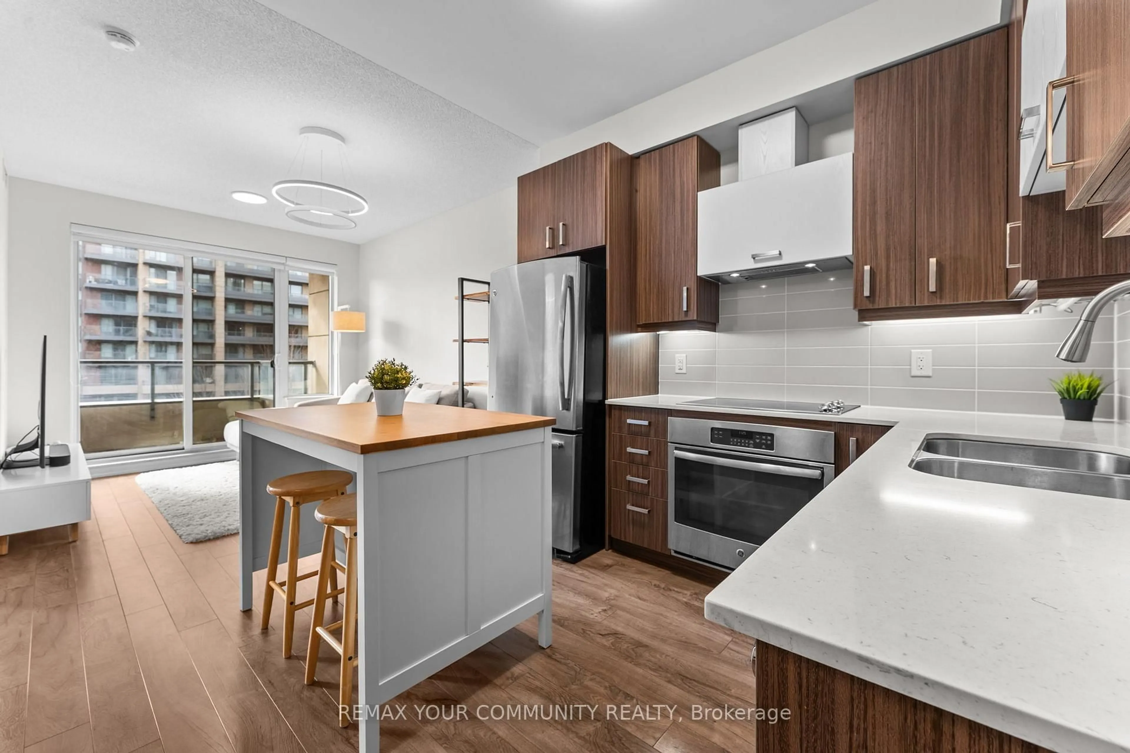 Open concept kitchen, unknown for 28 Uptown Dr #333, Markham Ontario L3R 5M5