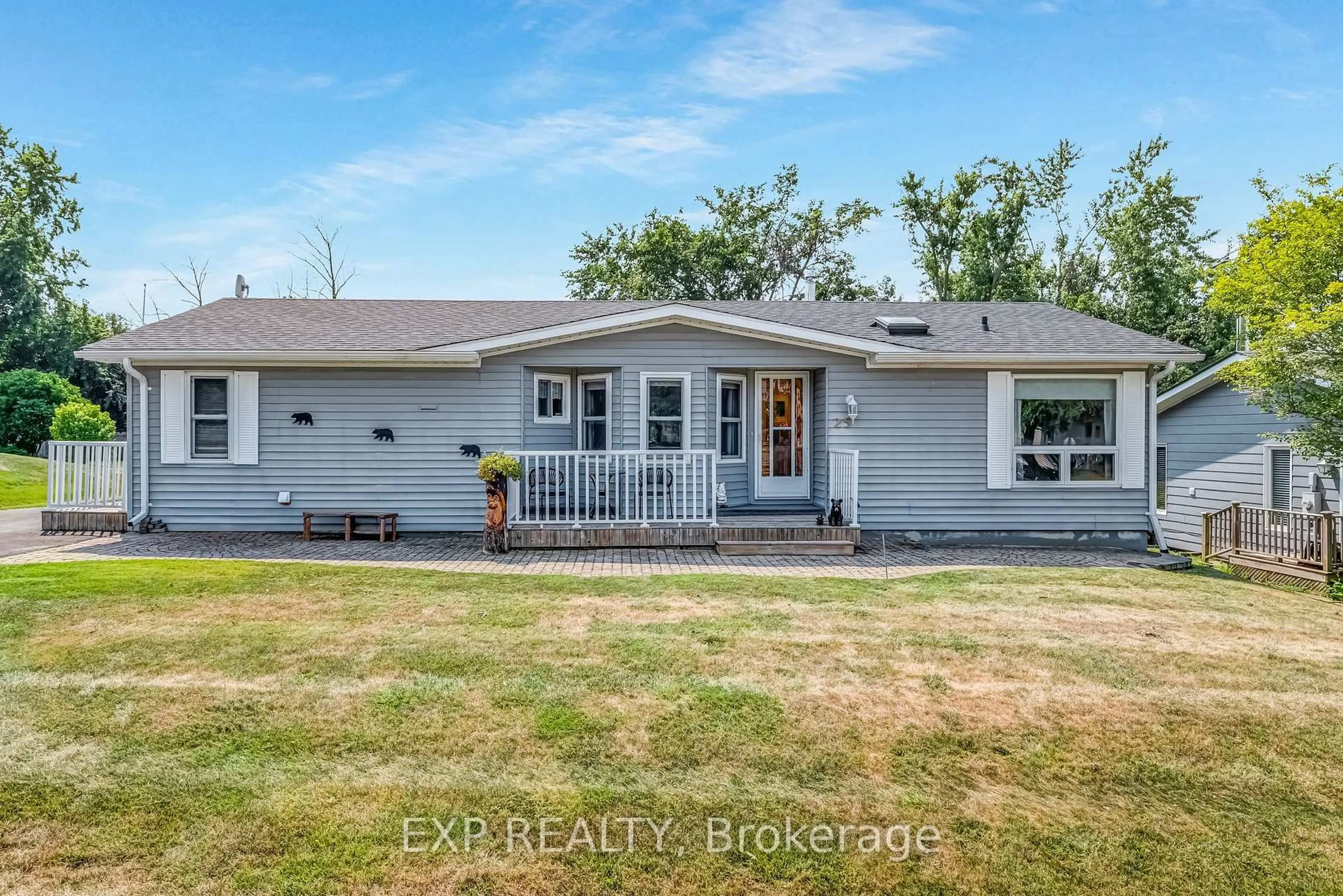 Home with vinyl exterior material, unknown for 25 Juno Cres, Georgina Ontario L0E 1R0