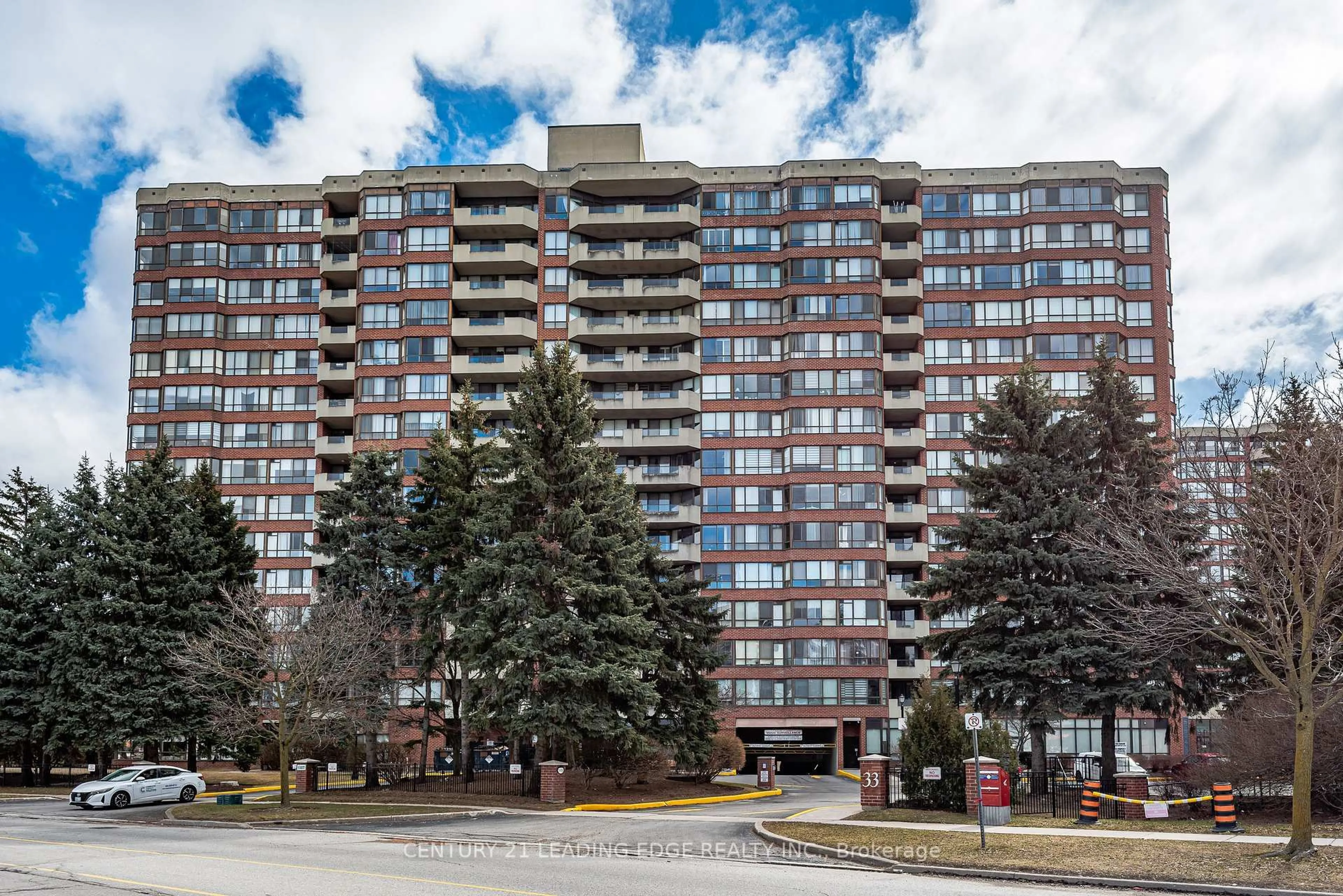 Unknown for 33 Weldrick Rd #PH05, Richmond Hill Ontario L4C 8W4