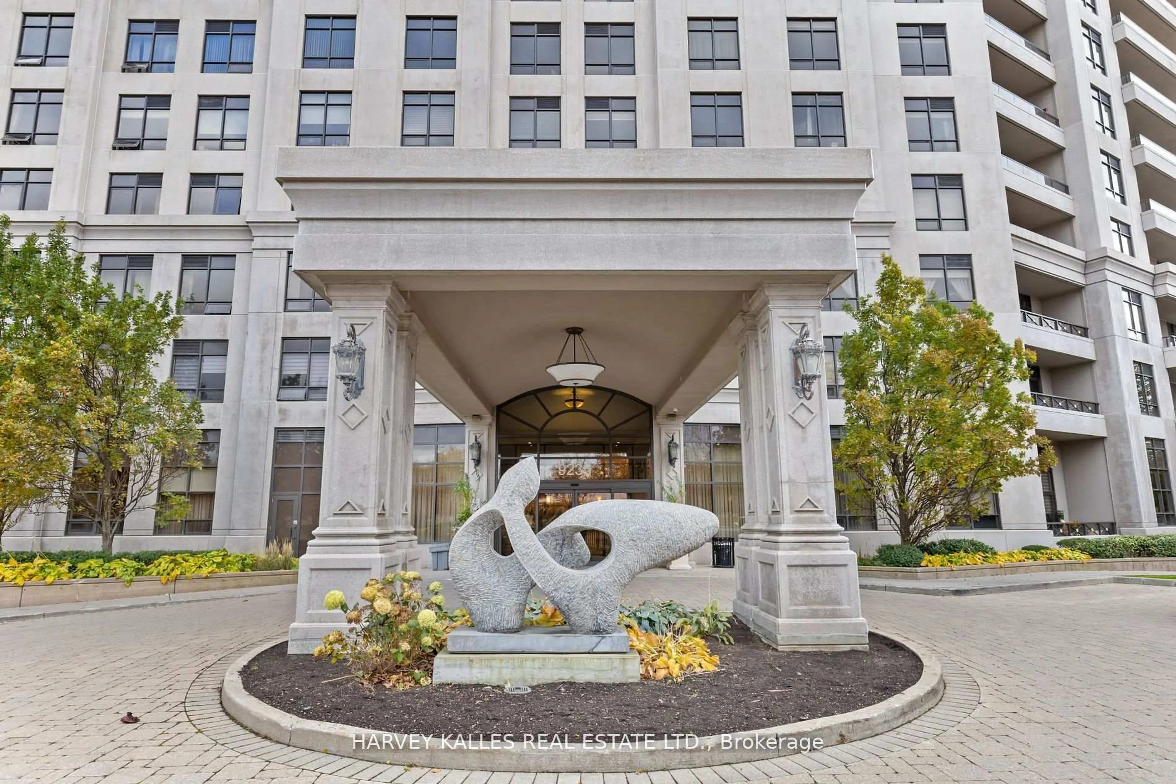 Unknown for 9235 Jane St #1206, Vaughan Ontario L6A 0J8