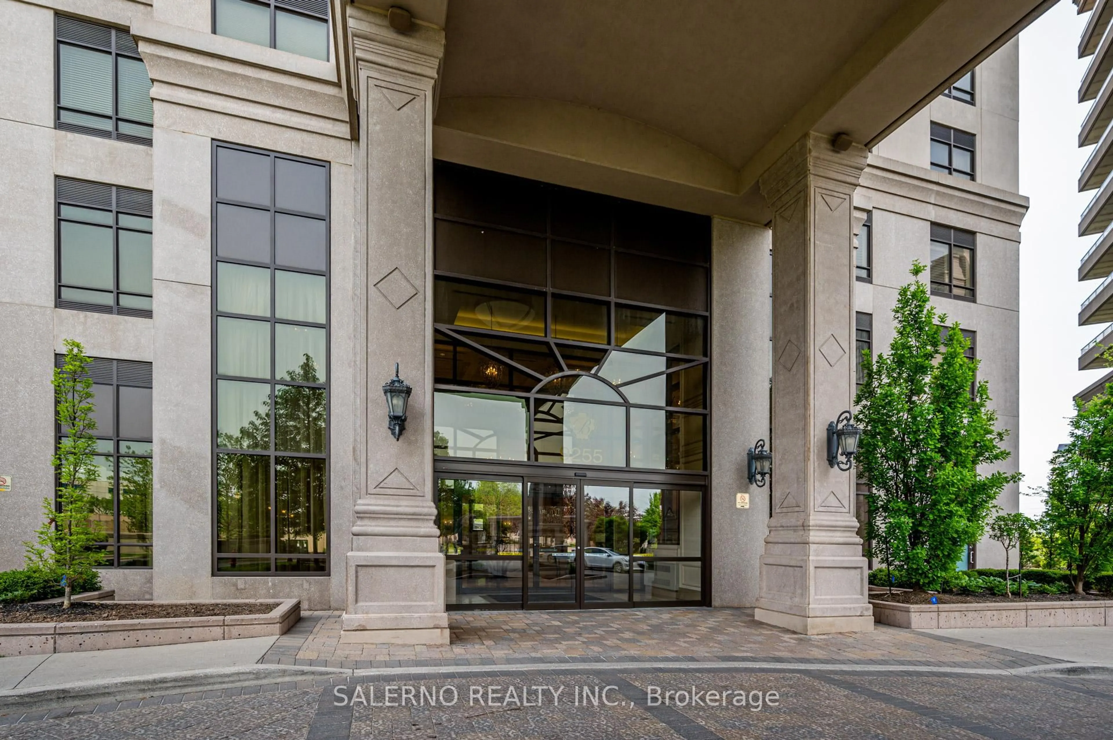 Unknown for 9255 Jane St #915, Vaughan Ontario L6A 0K1