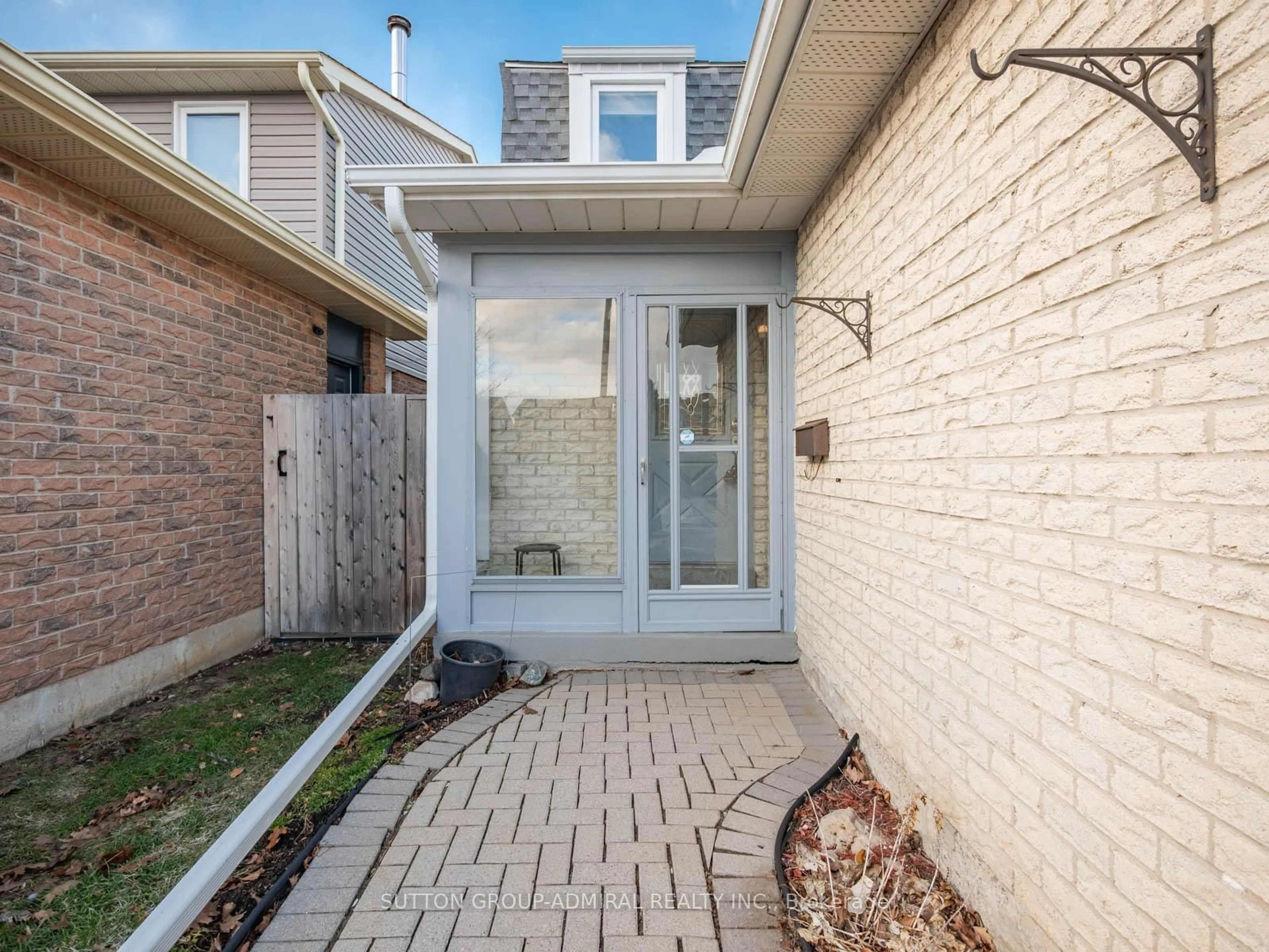 Home with brick exterior material, street for 218 Mullen Dr, Vaughan Ontario L4J 2P1