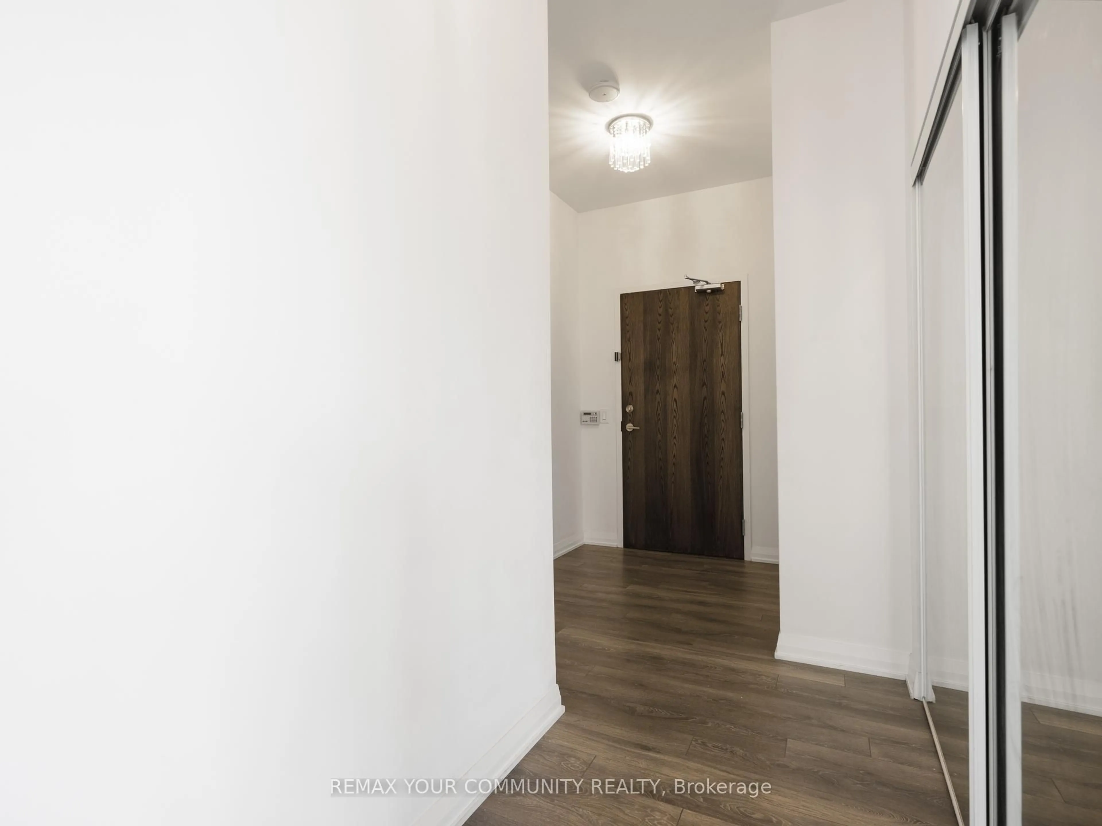 Unknown for 99 Eagle Rock Way #1012, Vaughan Ontario L6A 5A7