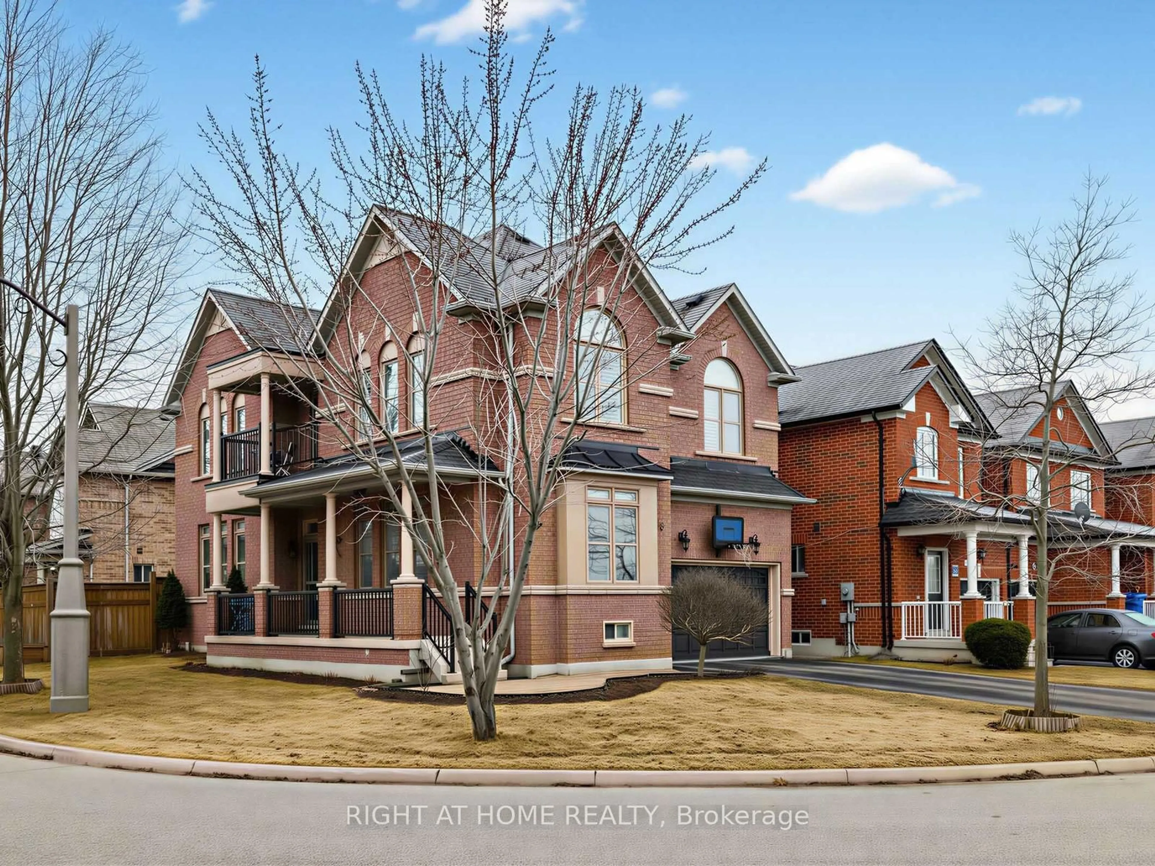 Home with brick exterior material, street for 48 Harriet Cres, Whitchurch-Stouffville Ontario L4A 0T3