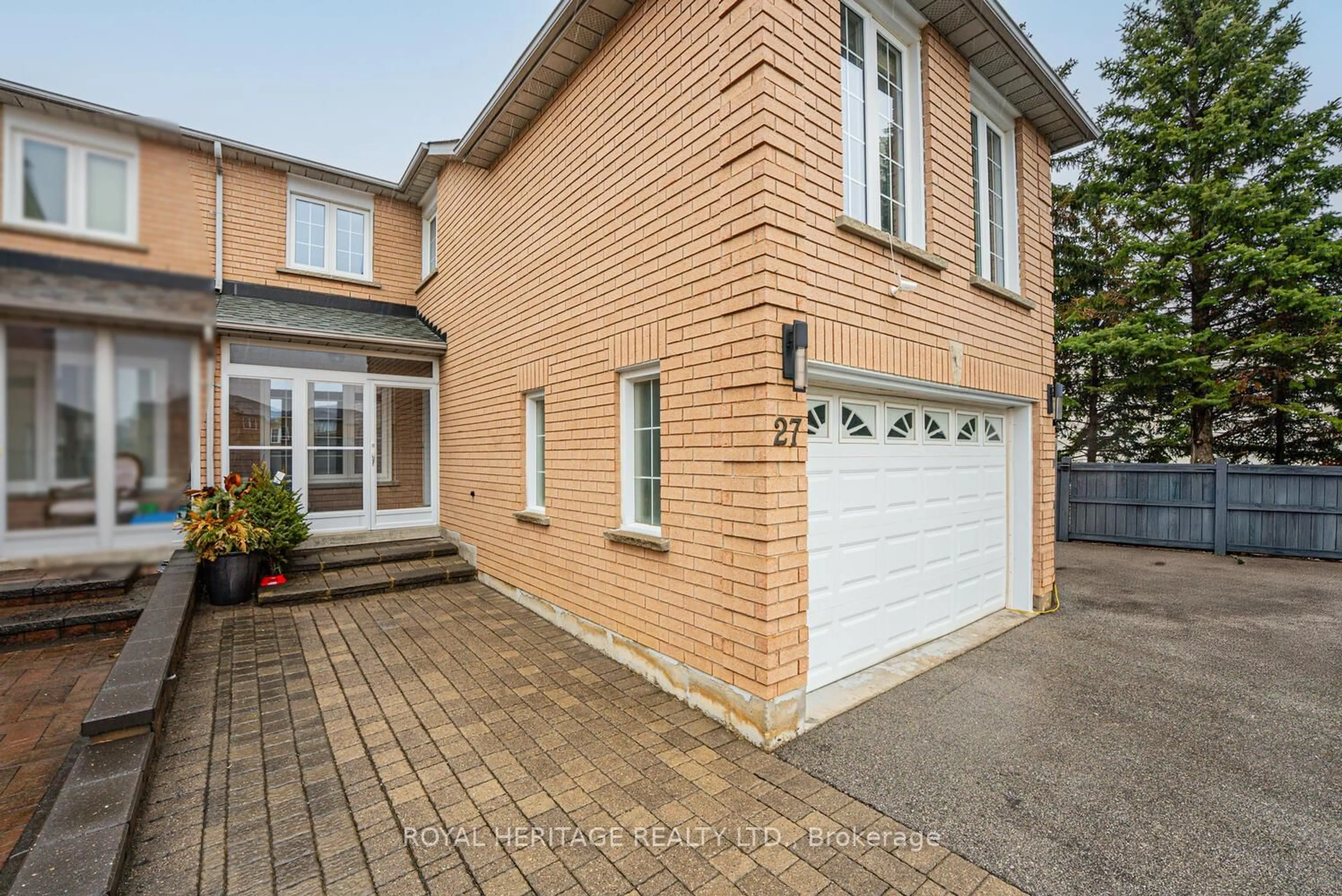 Home with brick exterior material, street for 27 Opera Pl, Vaughan Ontario L4L 8Y8