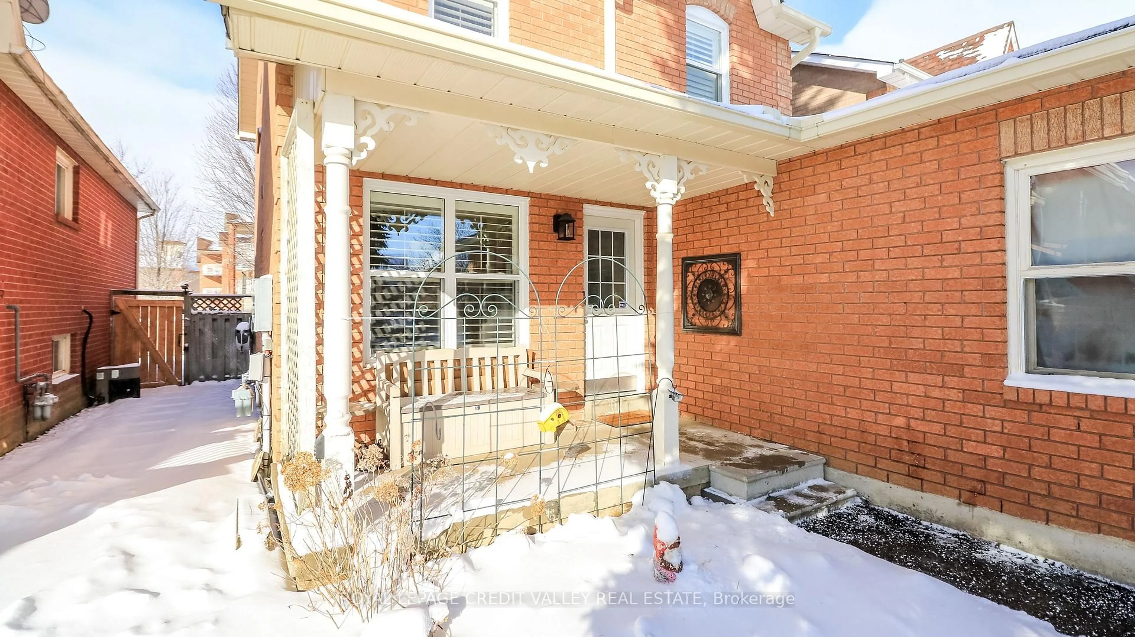 Home with brick exterior material, street for 120 Heydon Ave, New Tecumseth Ontario L9R 1N6