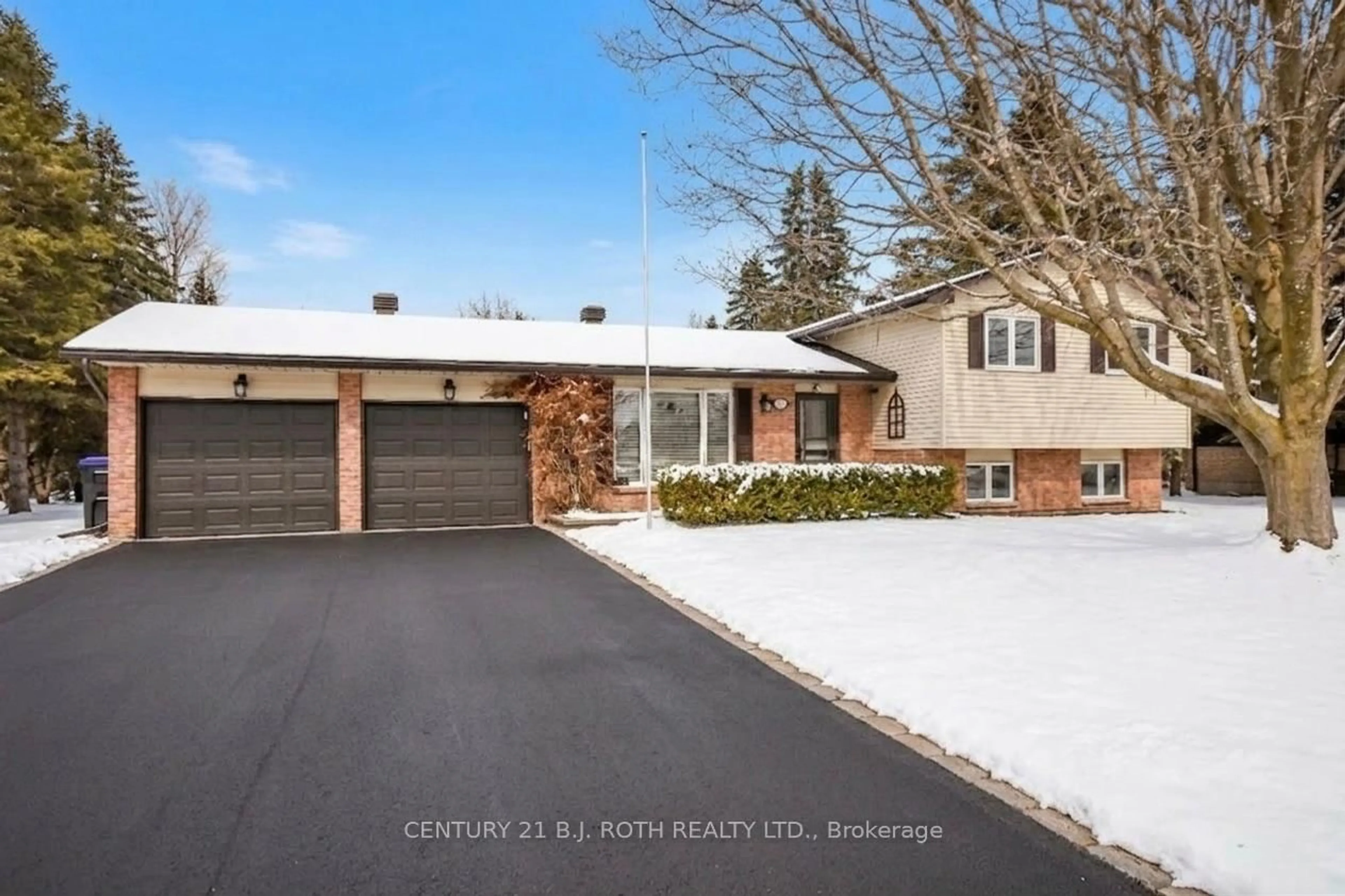 Unknown for 228 Spencer Ave, Essa Ontario L0L 2N0