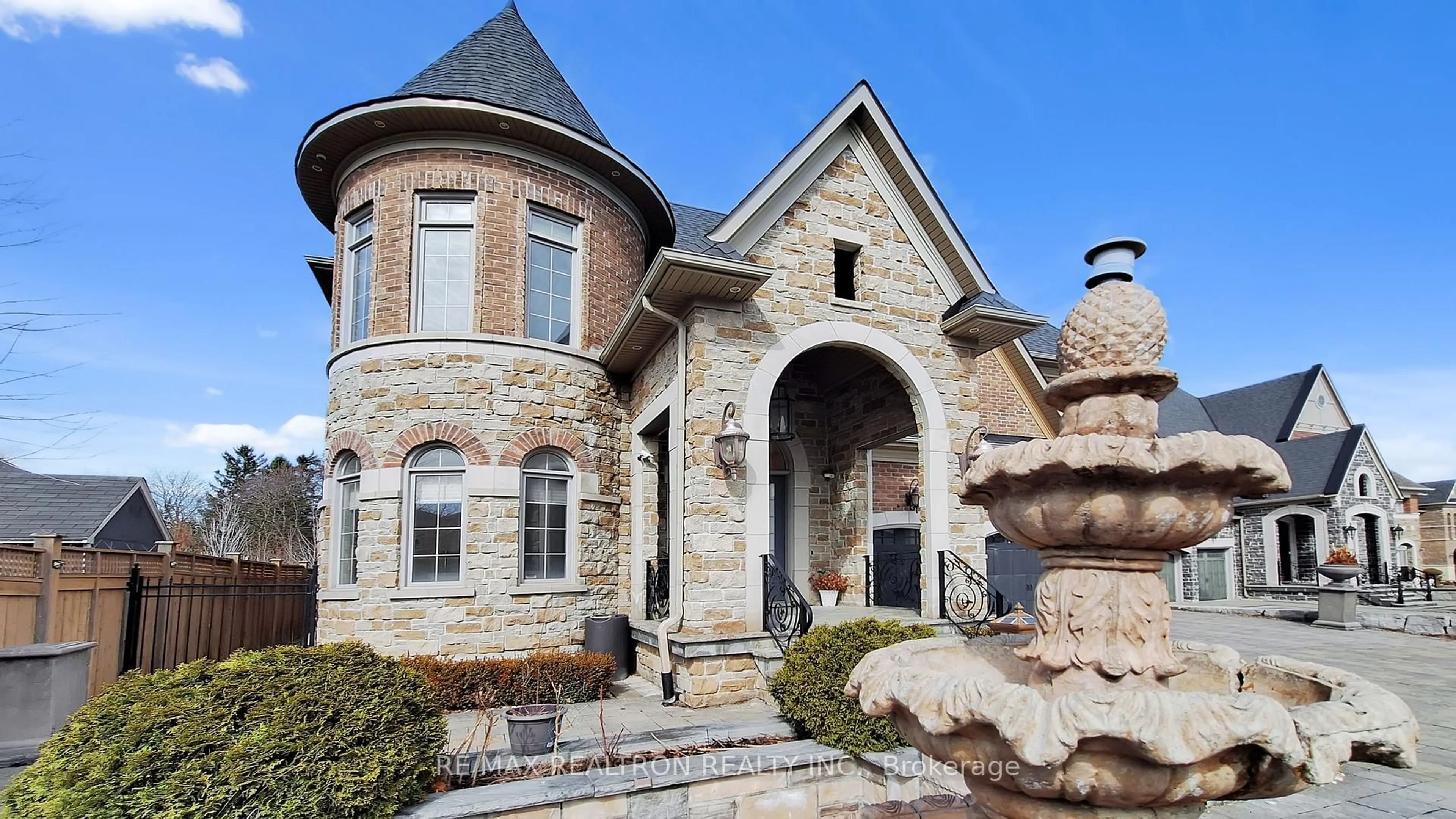 Home with brick exterior material, unknown for 16 Rinas Ave, Markham Ontario L6C 0N7
