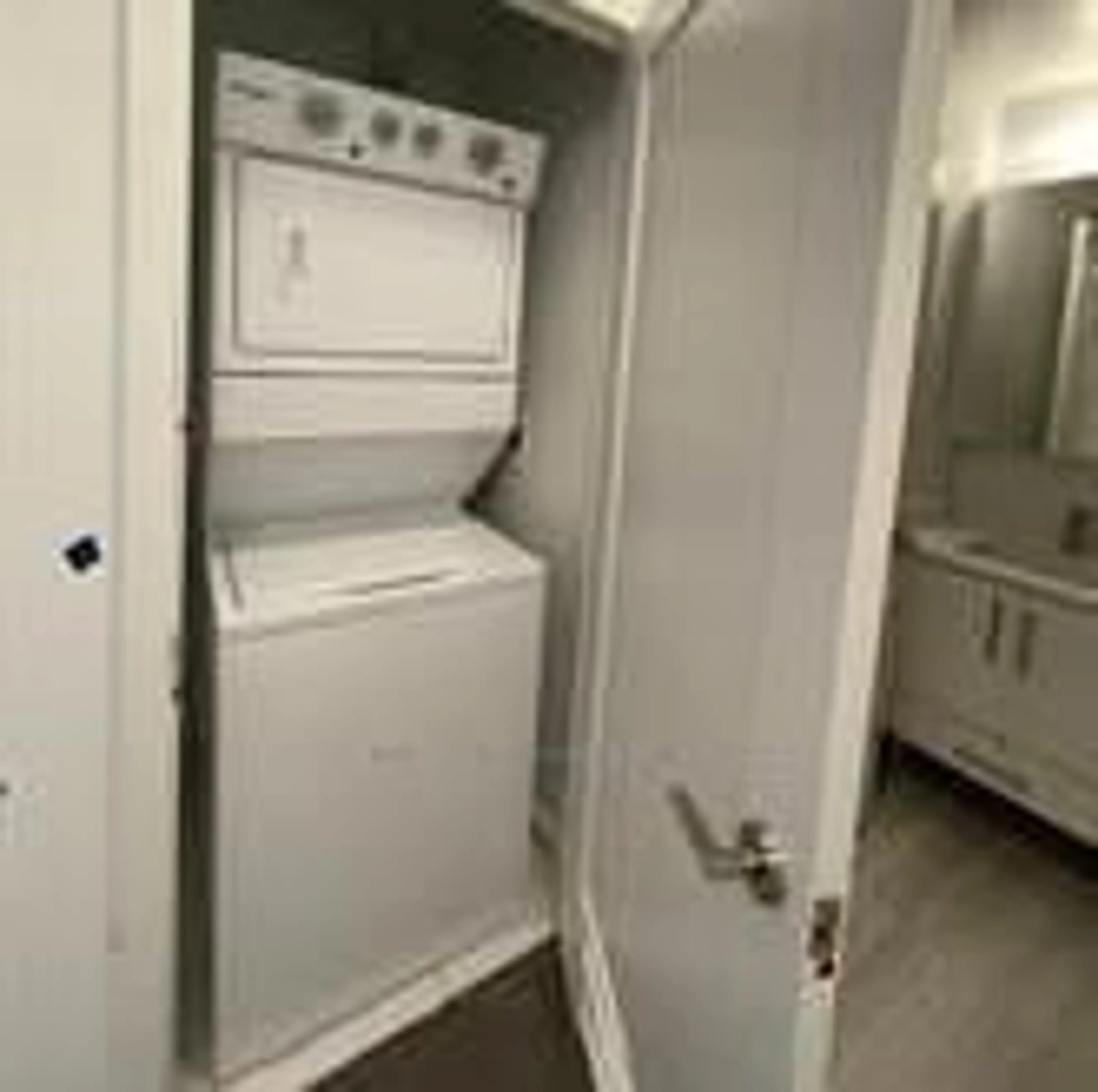 Unknown for 105 Oneida Cres ##1206, Richmond Hill Ontario L4B 0H6