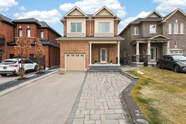 29 Memorial Crt, Bradford West Gwillimbury 3