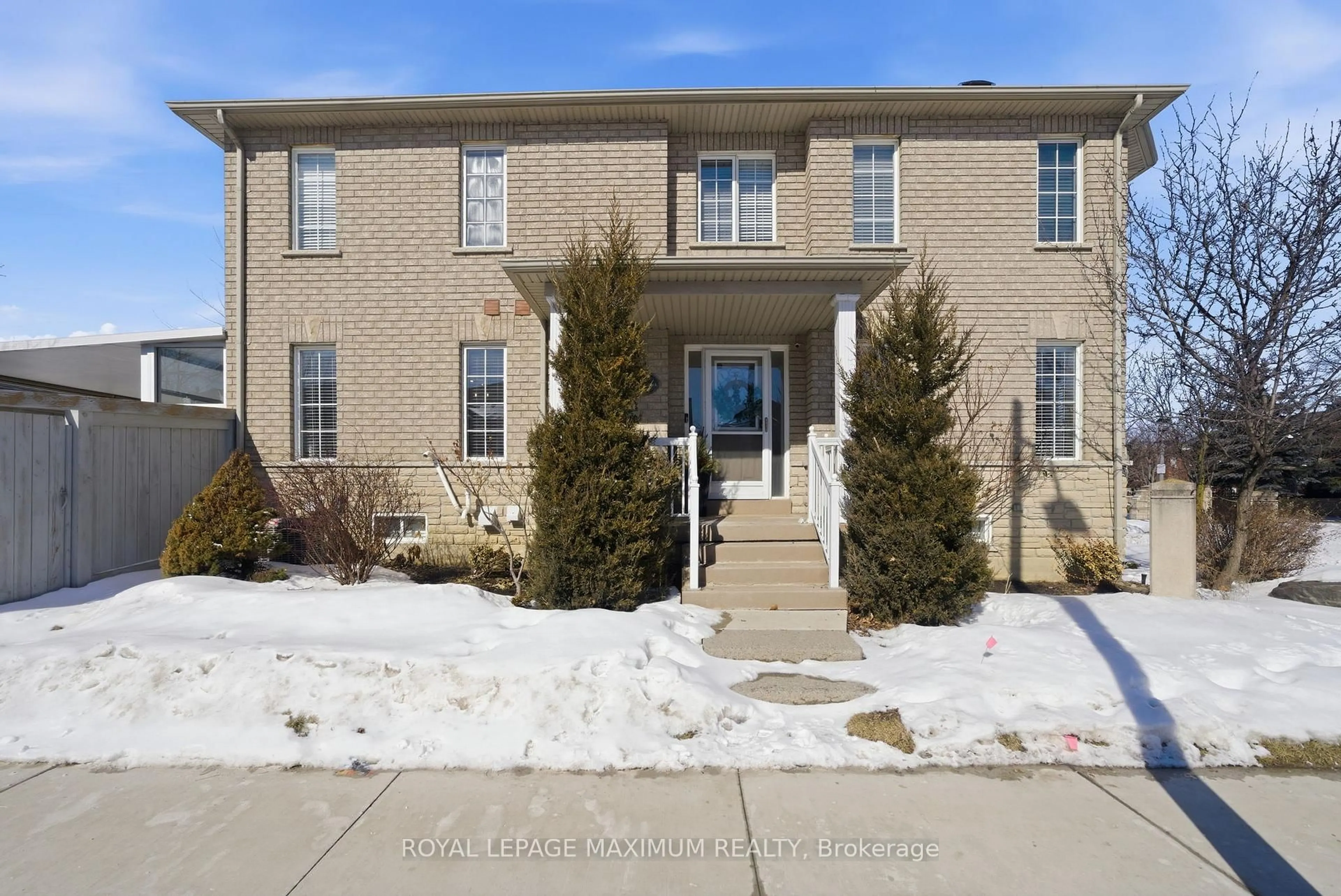 Home with brick exterior material, street for 2 Castle Park Blvd, Vaughan Ontario L4H 1M5