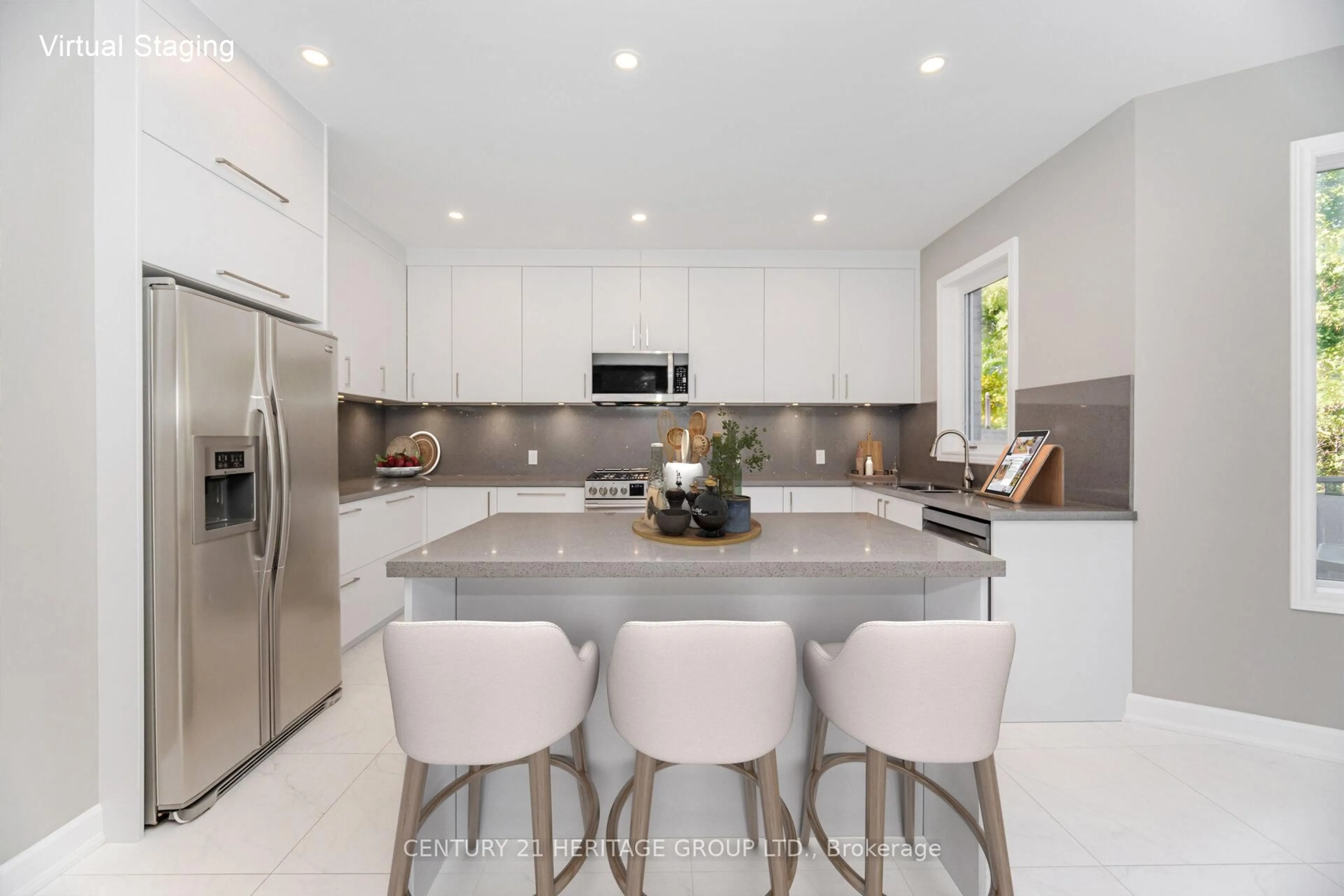 Contemporary kitchen, ceramic/tile floor for 6 Vitlor Dr, Richmond Hill Ontario L4E 3W3