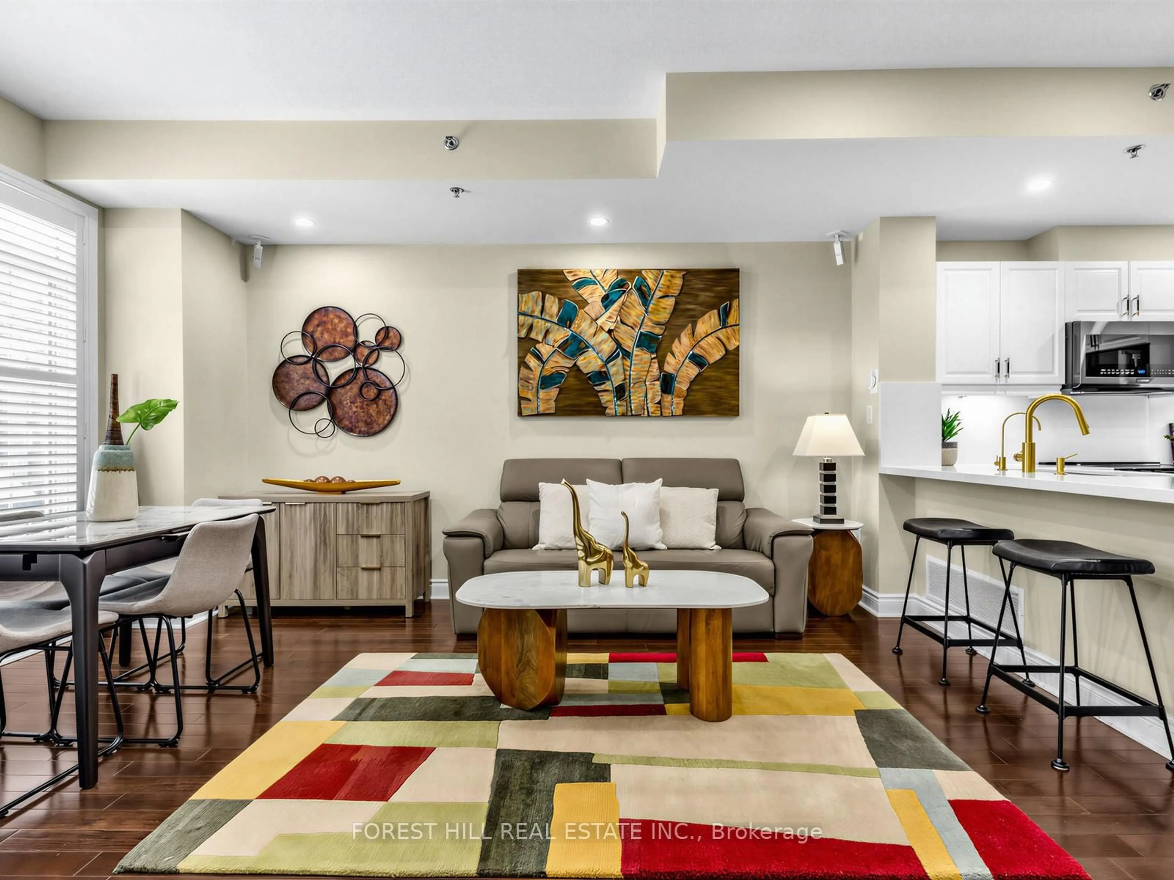 Living room with furniture, unknown for 8 Brighton Pl #51, Vaughan Ontario L4J 0E3