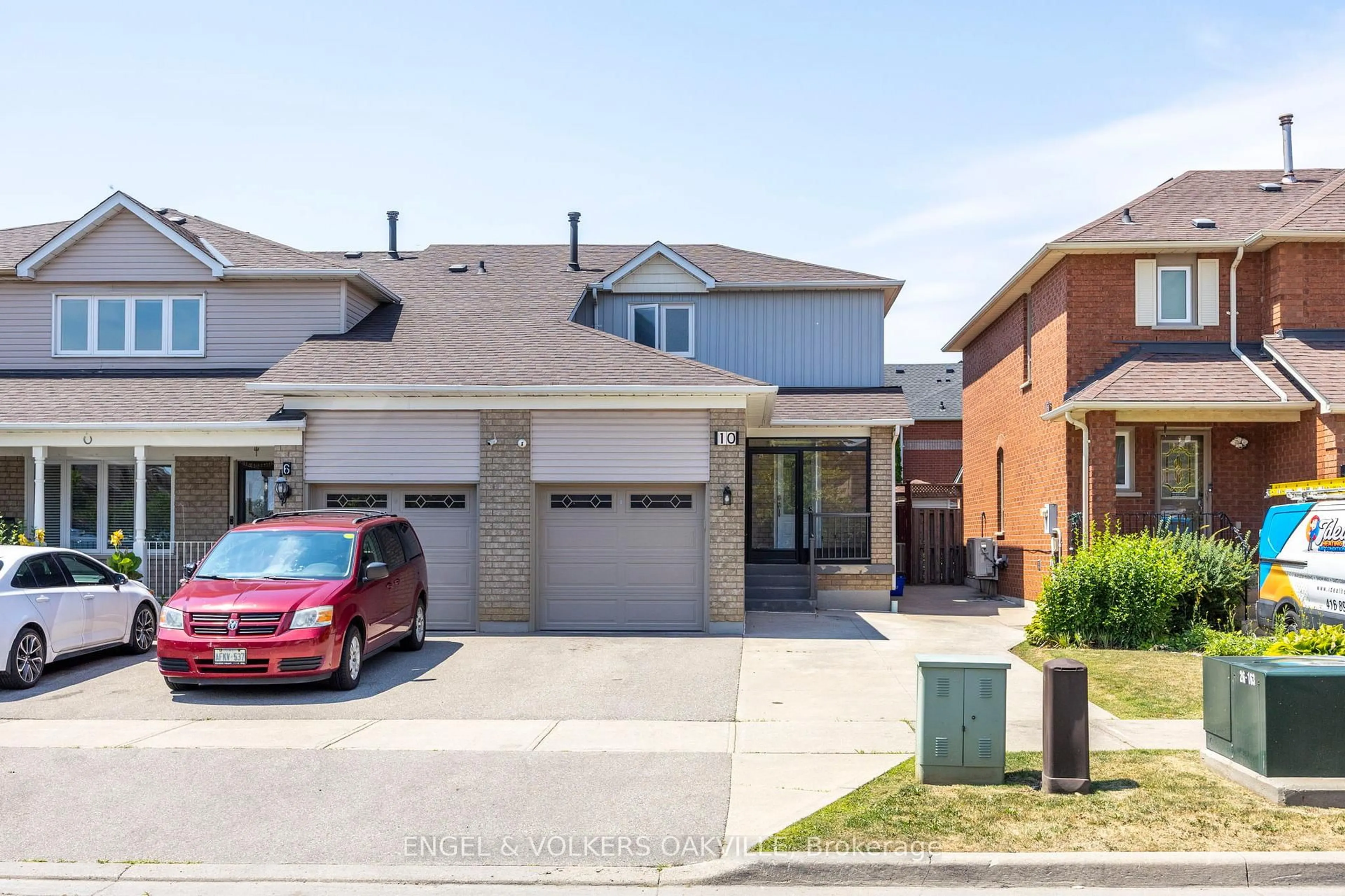 Unknown for 10 Crieff Ave, Vaughan Ontario L6A 2B6