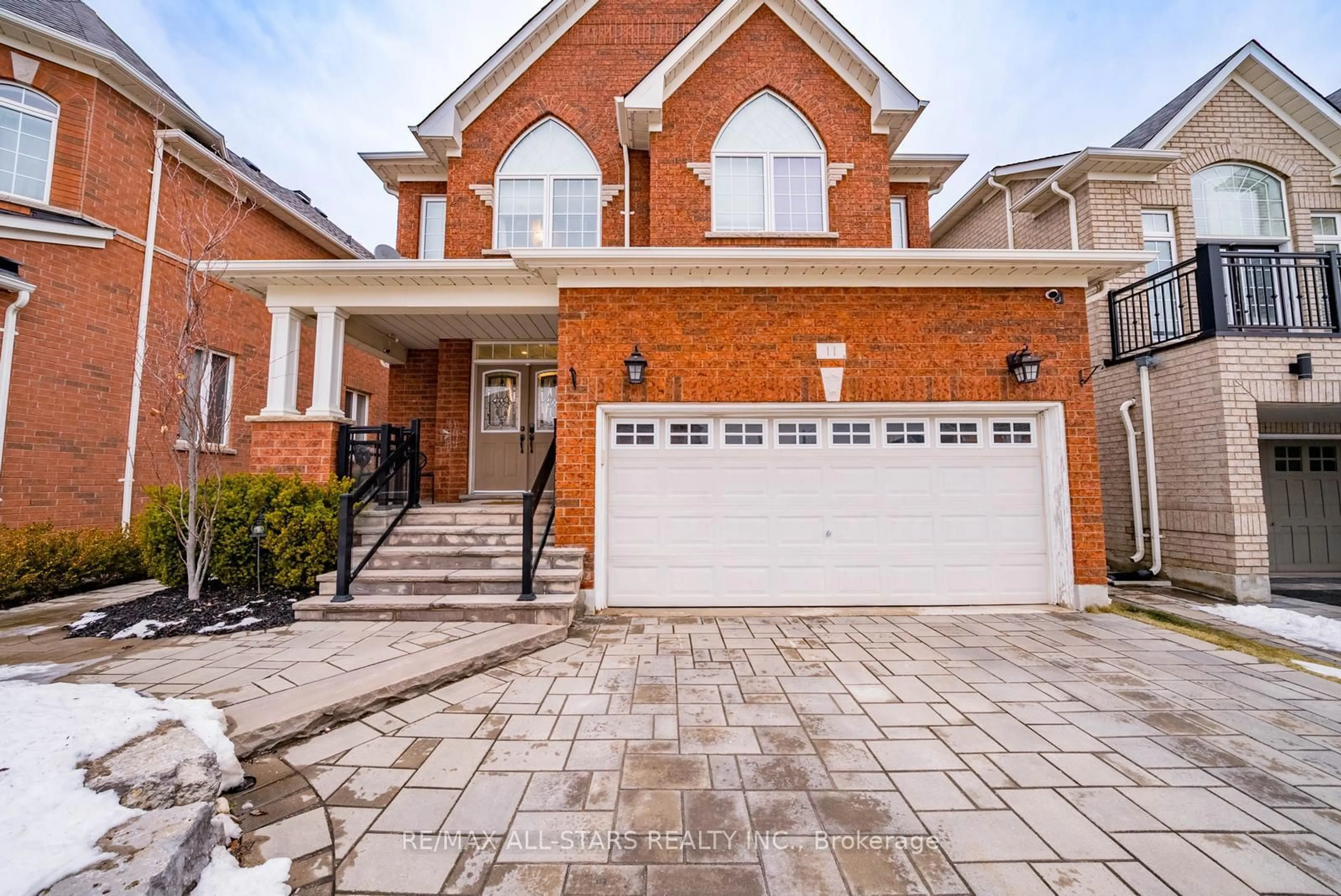 Home with brick exterior material, street for 11 Horsedreamer Lane, Whitchurch-Stouffville Ontario L4A 0G6