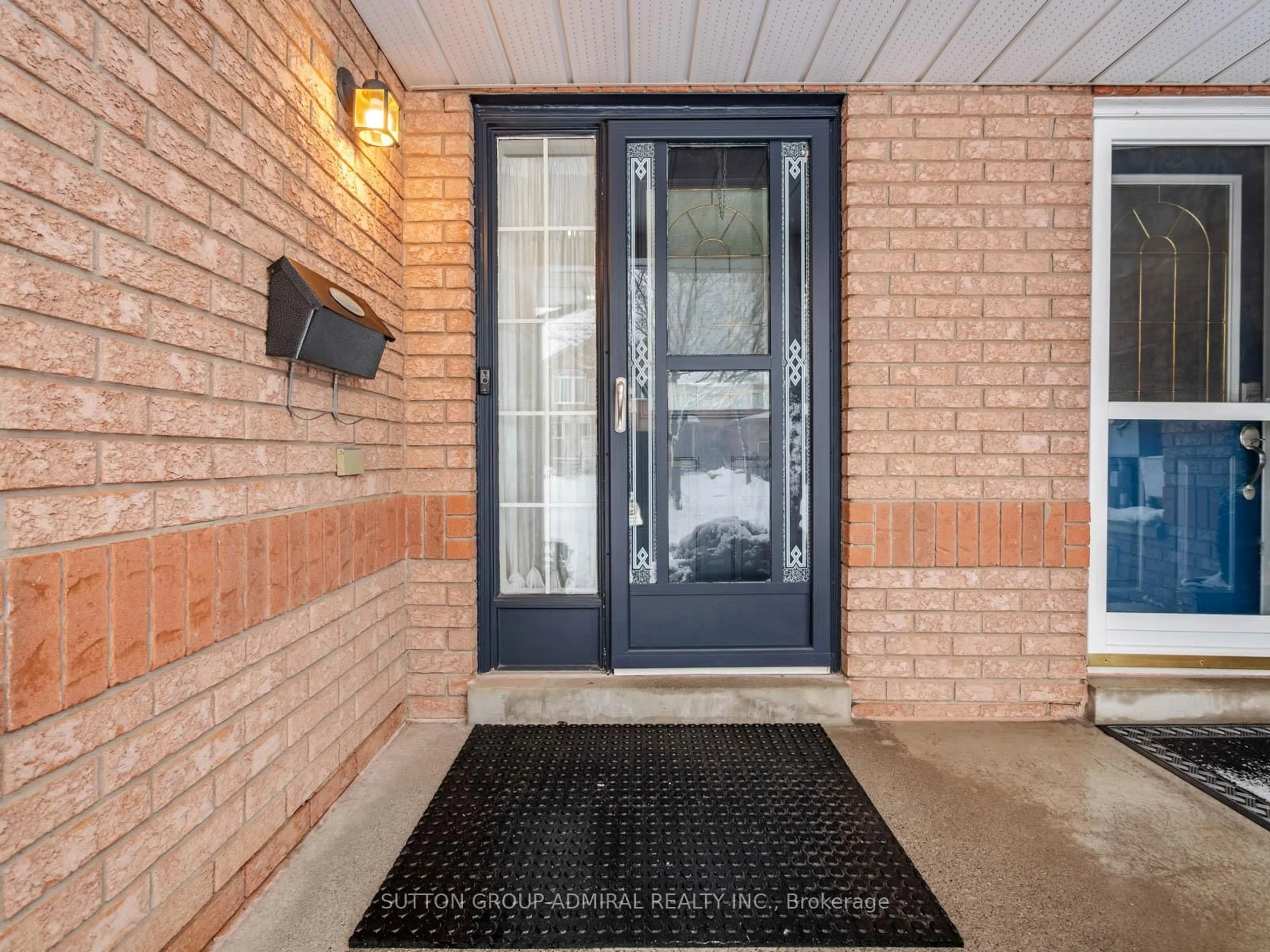 Indoor entryway for 81 Parktree Dr, Vaughan Ontario L6A 2N6