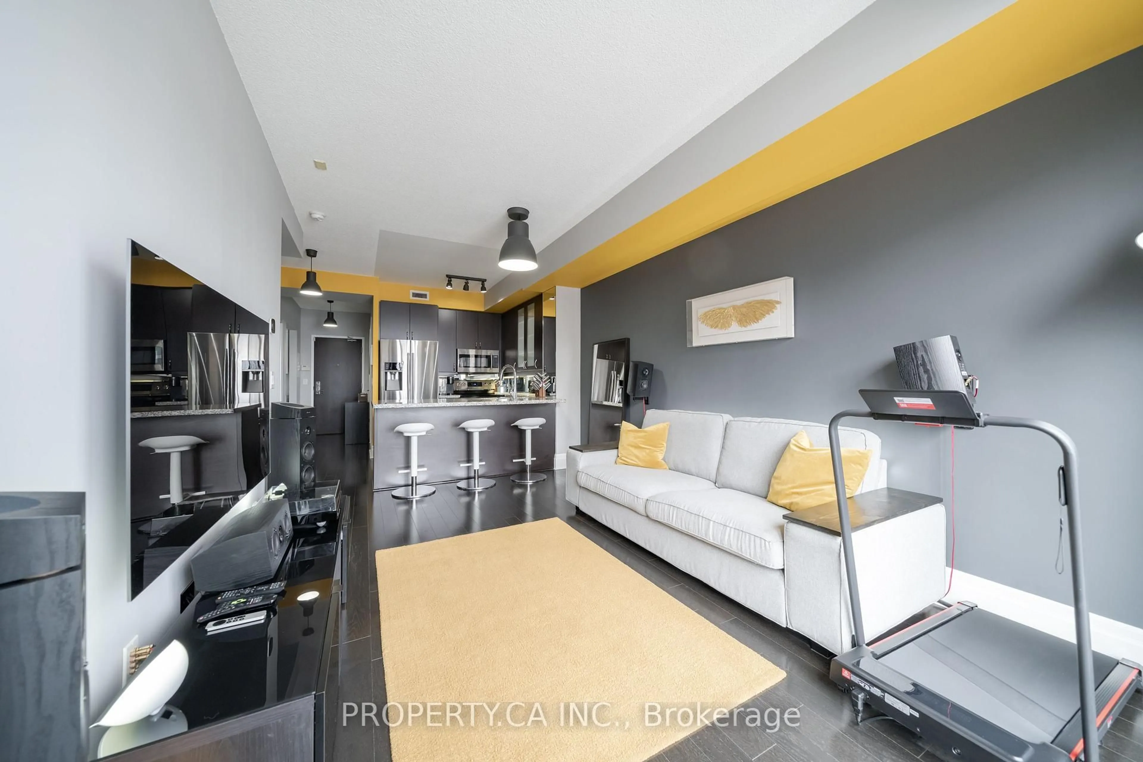 Unknown for 21 Upper Duke Cres #309, Markham Ontario L6G 0B7