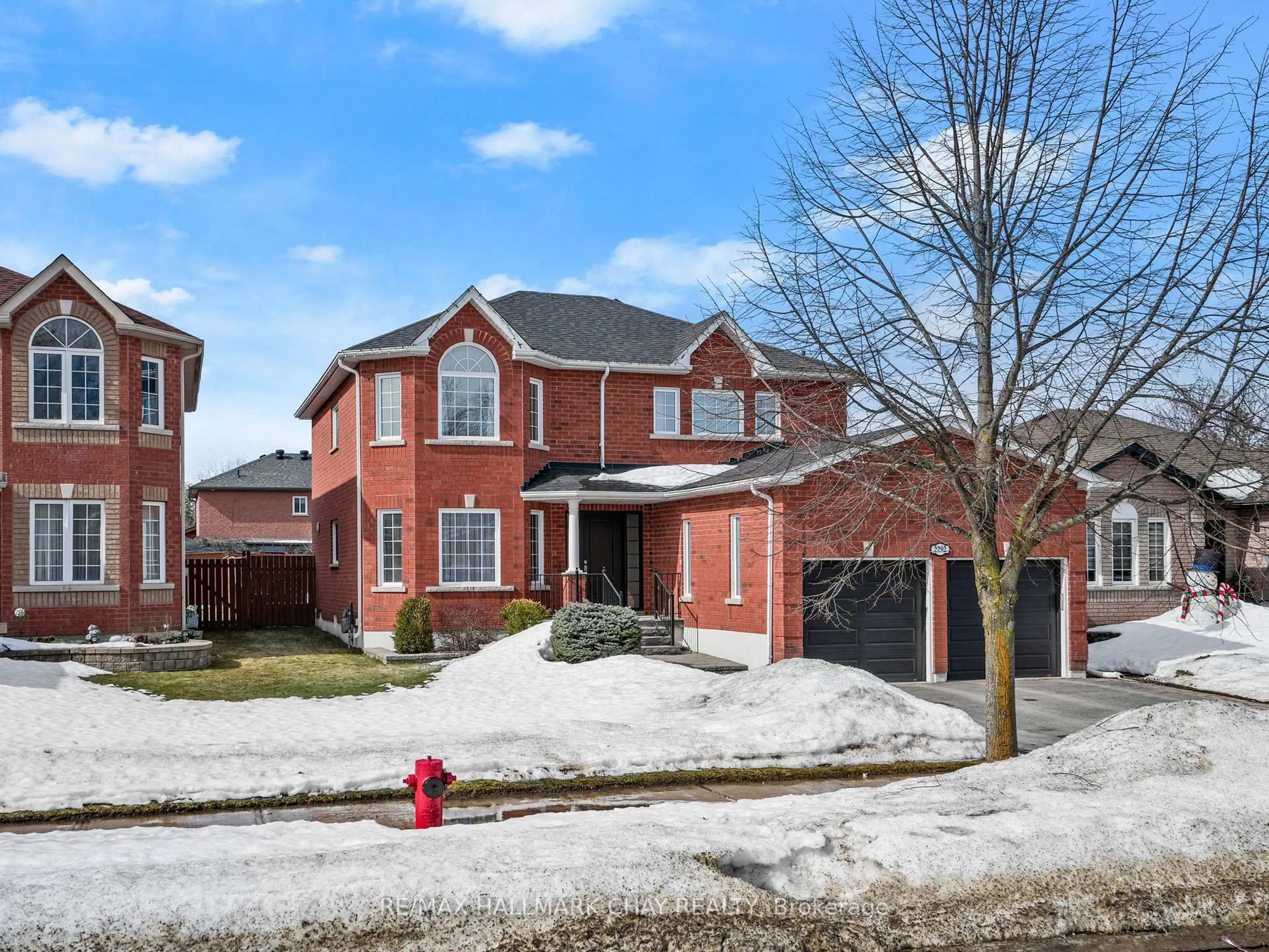 Home with brick exterior material, street for 2292 Jack Cres, Innisfil Ontario L9S 2C8