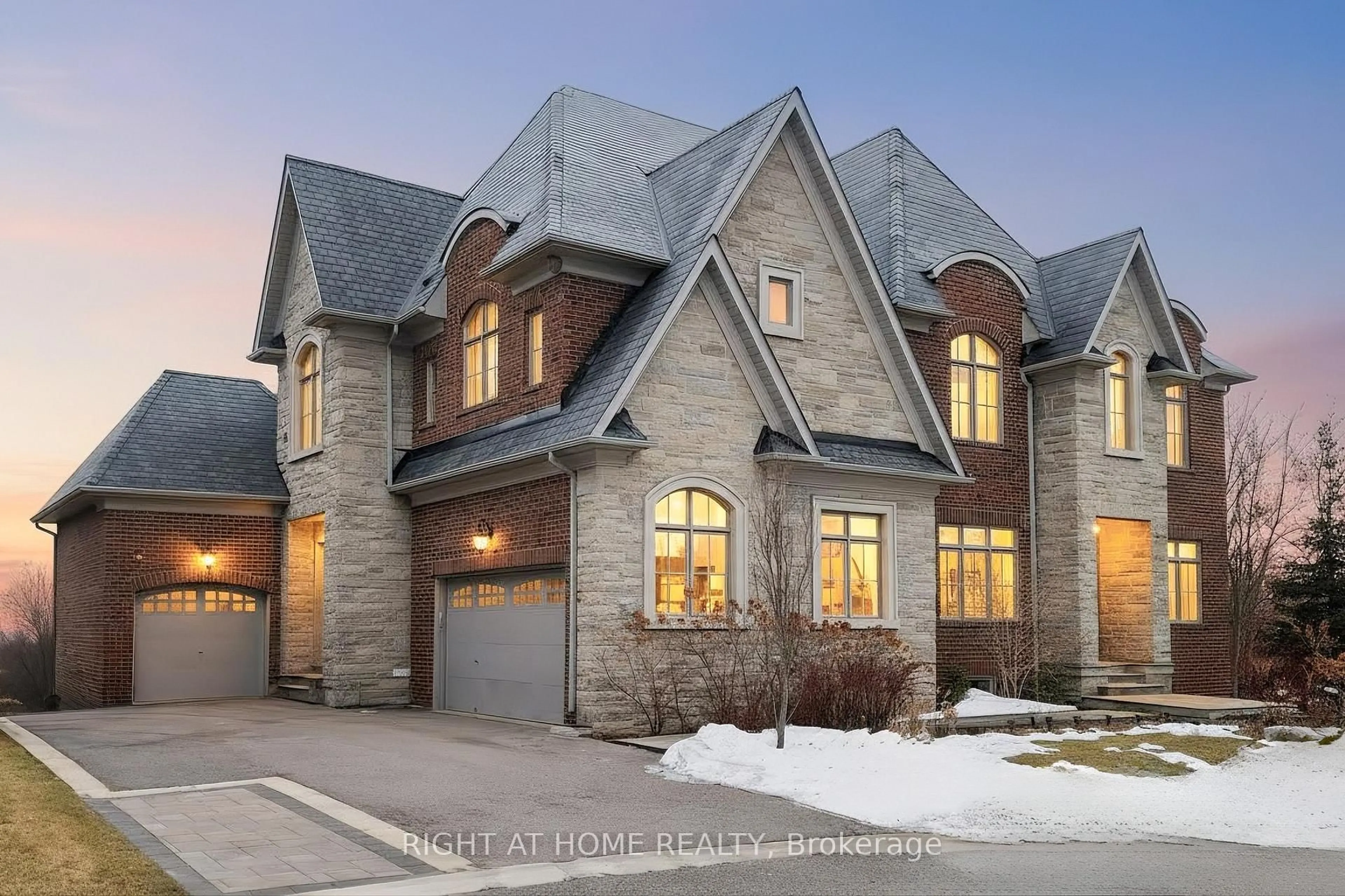 Home with brick exterior material, street for 15 Davina Circ, Aurora Ontario L4G 0M2