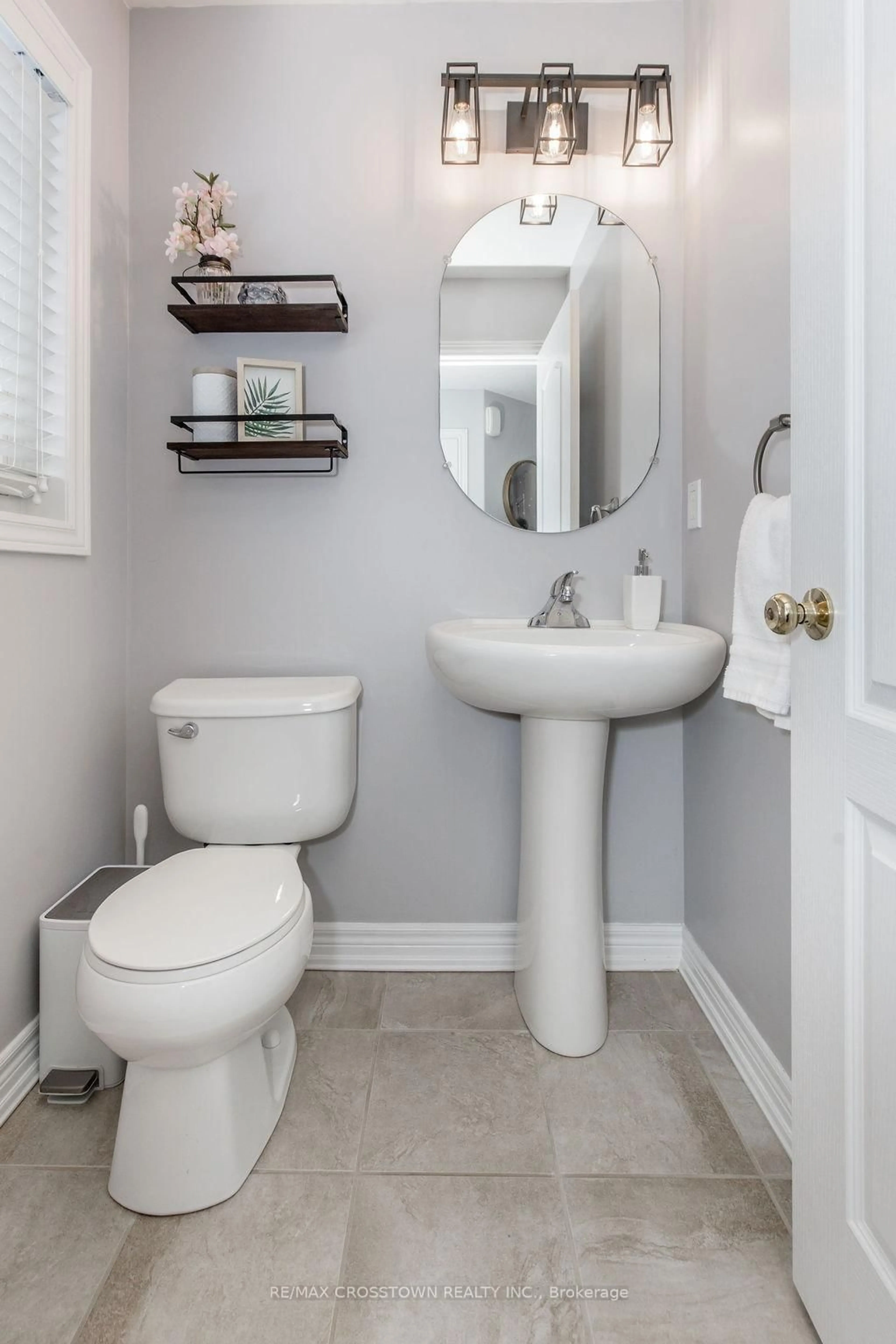 Standard bathroom, ceramic/tile floor for 8 Brownley Lane, Essa Ontario L0M 1B0