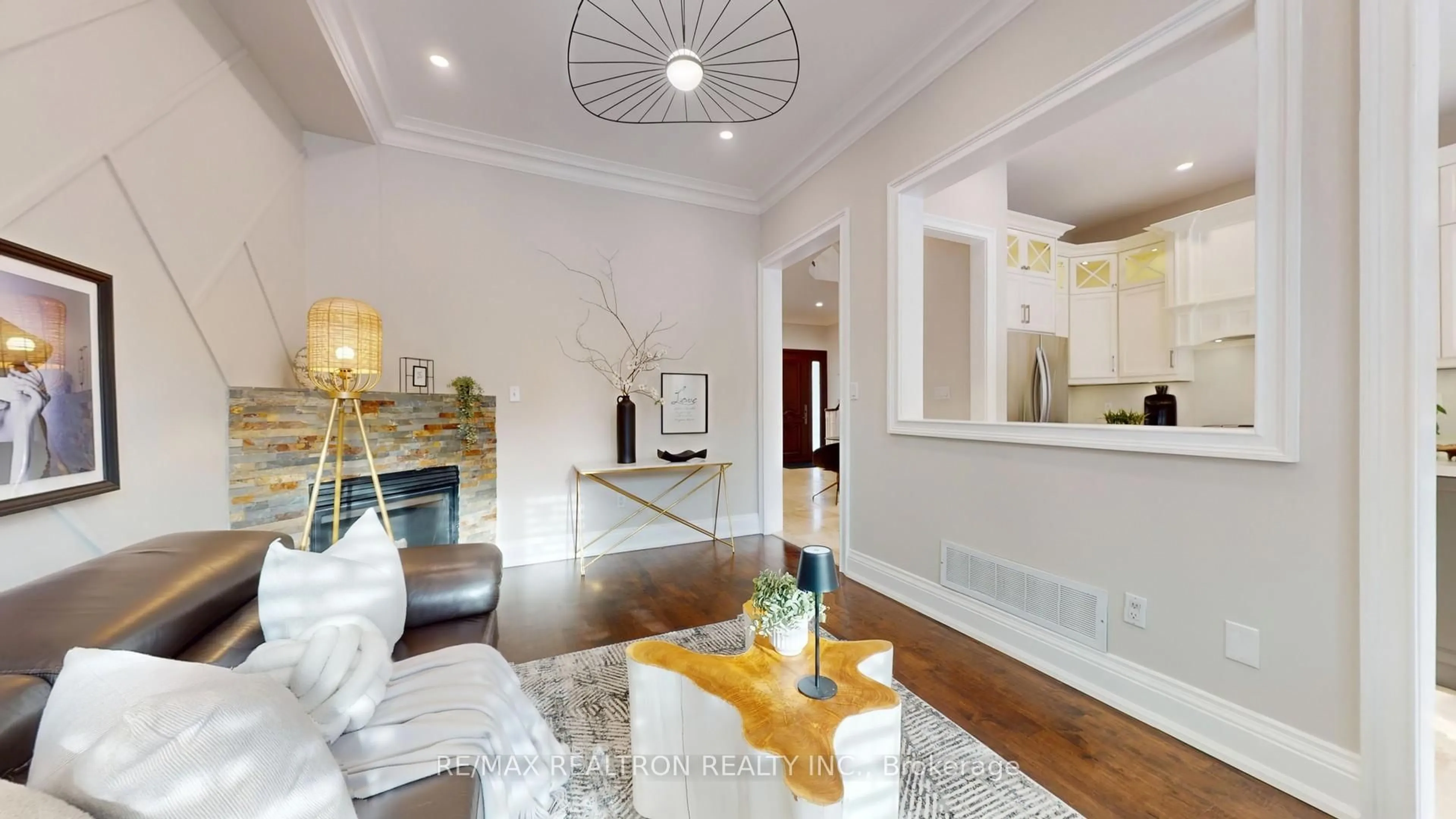 Living room with furniture, unknown for 275 Sunset Beach Rd, Richmond Hill Ontario L4E 3H3