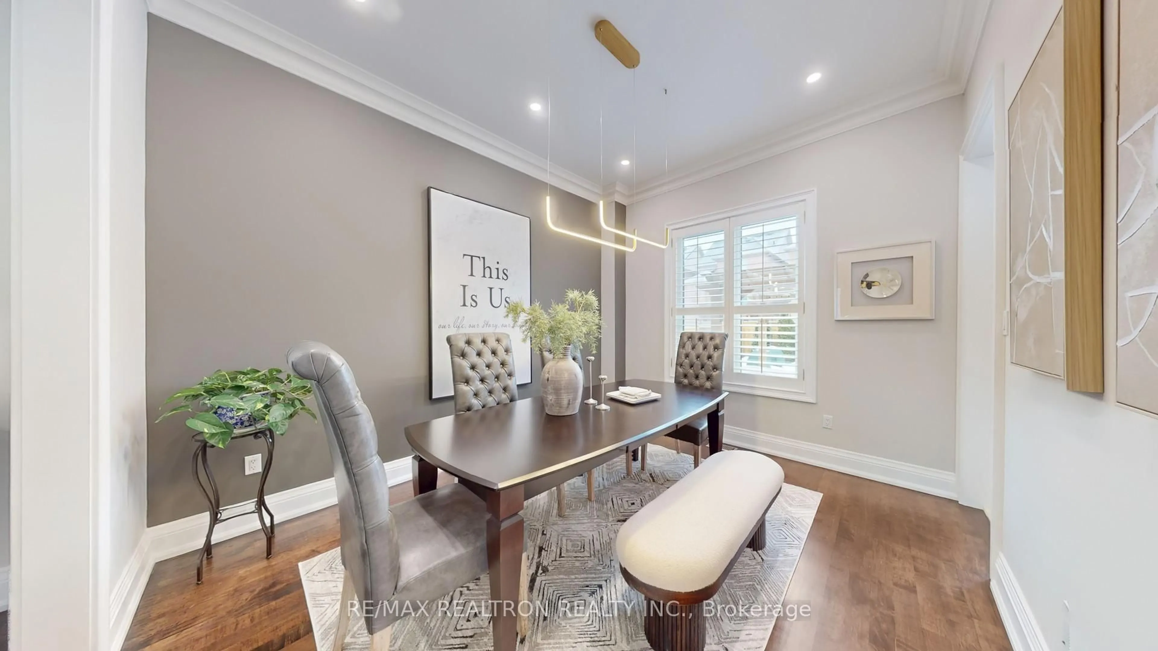 Dining room, wood/laminate floor for 275 Sunset Beach Rd, Richmond Hill Ontario L4E 3H3