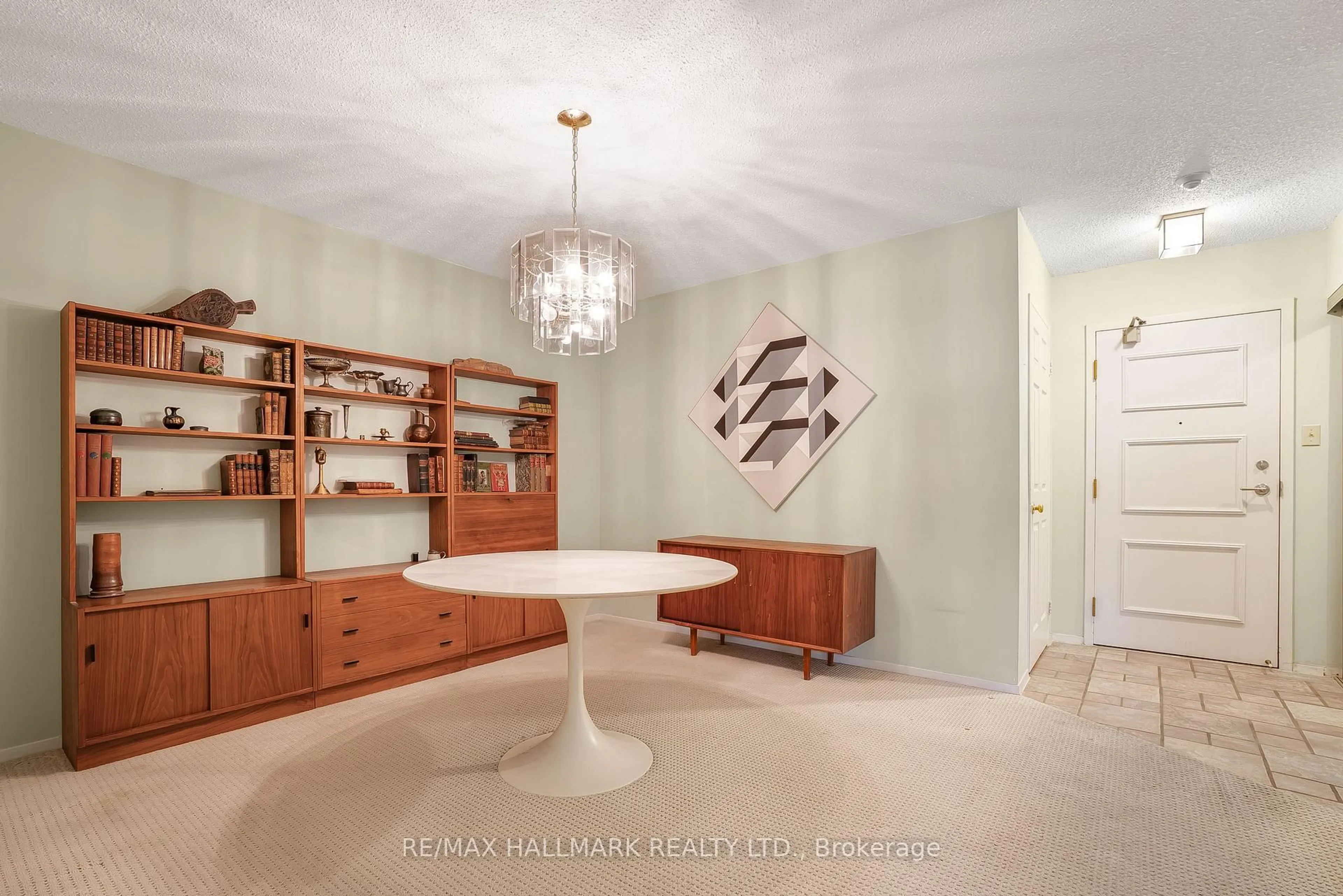 Dining room, unknown for 25 Austin Dr #817, Markham Ontario L3R 8H4