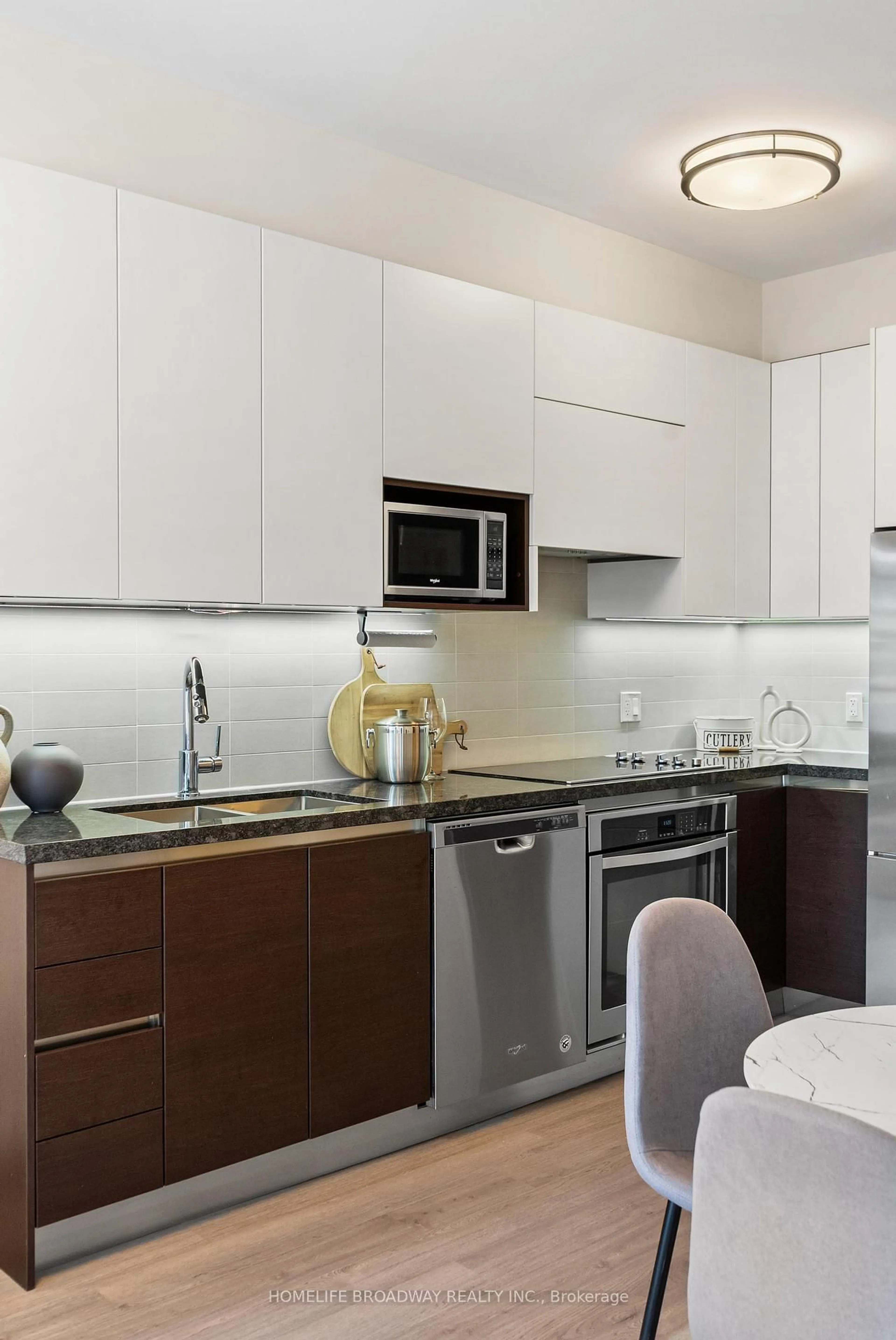 Unknown for 15 Water Walk Dr #302, Markham Ontario L6G 0G2