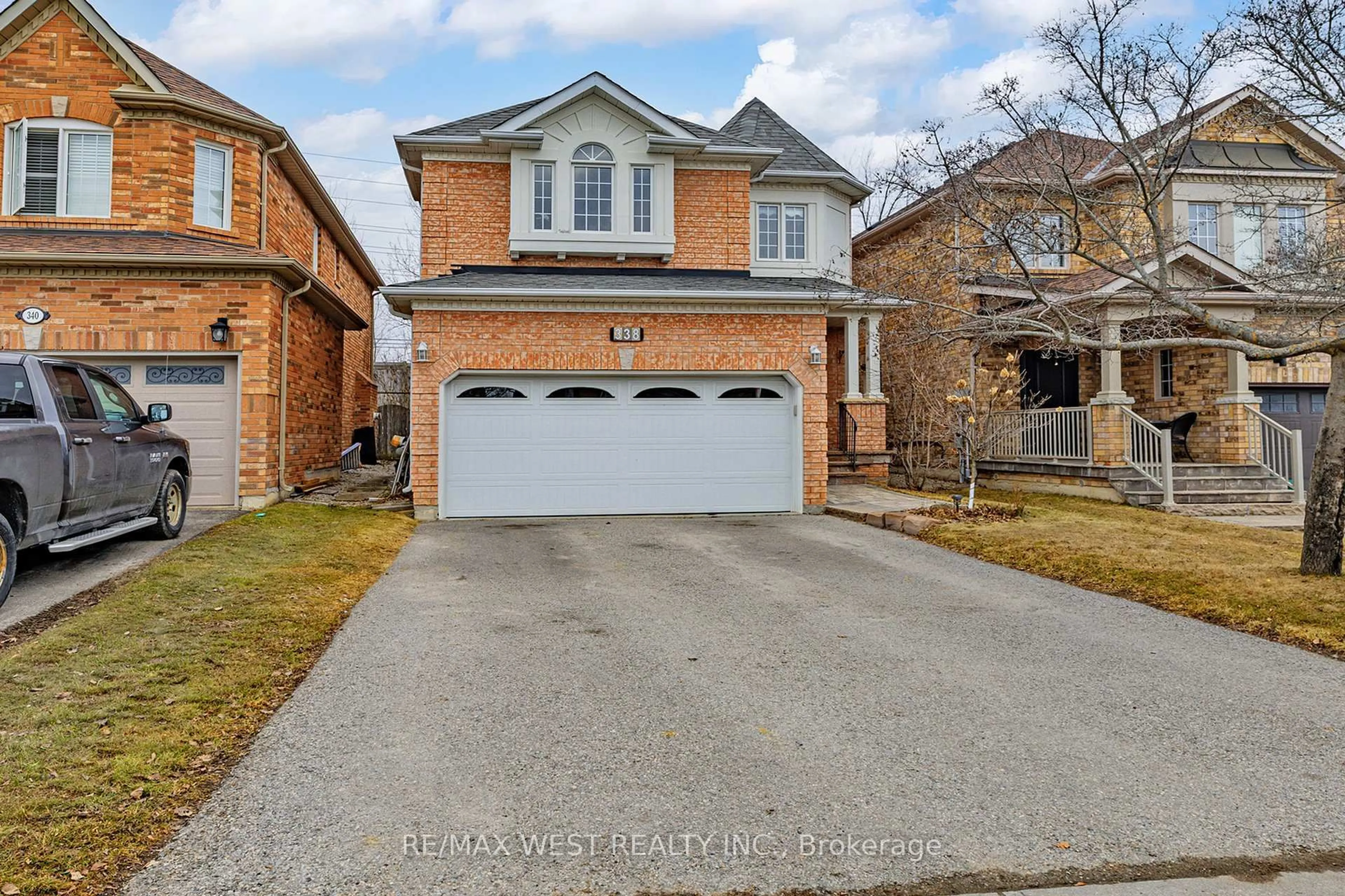 Home with brick exterior material, street for 338 Mcbride Cres, Newmarket Ontario L3X 2W3