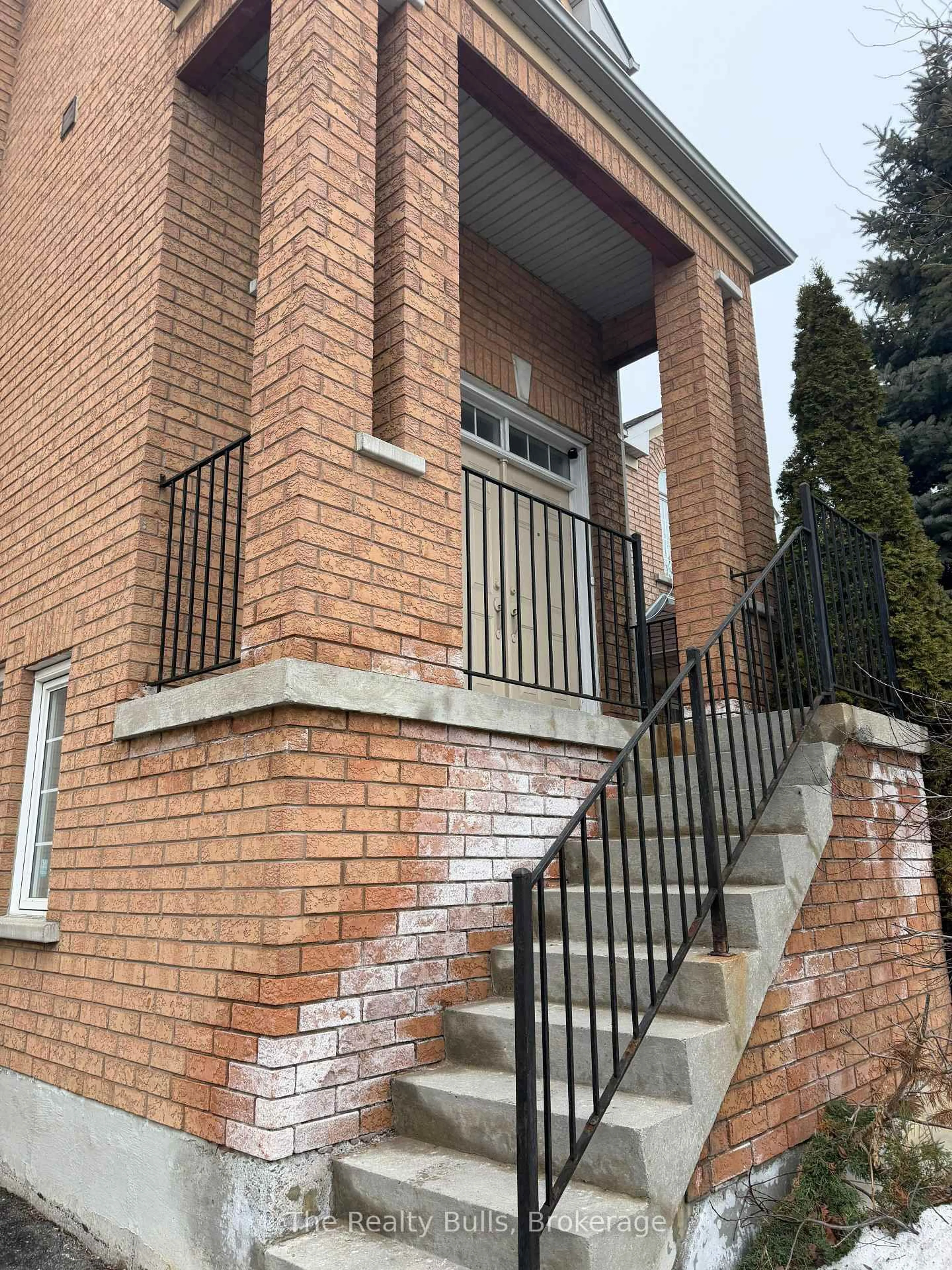Home with brick exterior material, building for 212 Yellowood Circ, Vaughan Ontario L4J 8M4