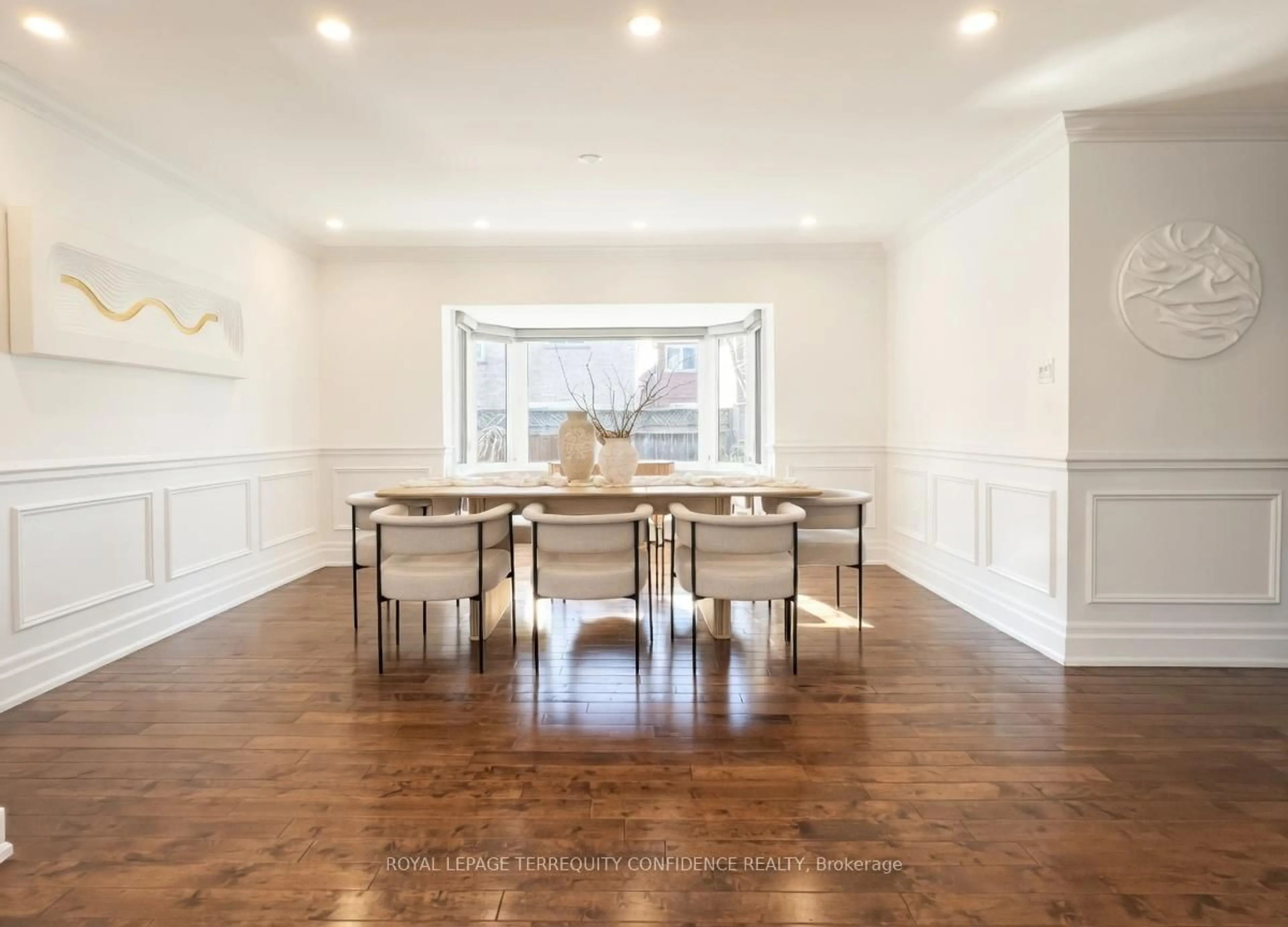 Unknown for 8 Colleen St, Vaughan Ontario L4J 5H1