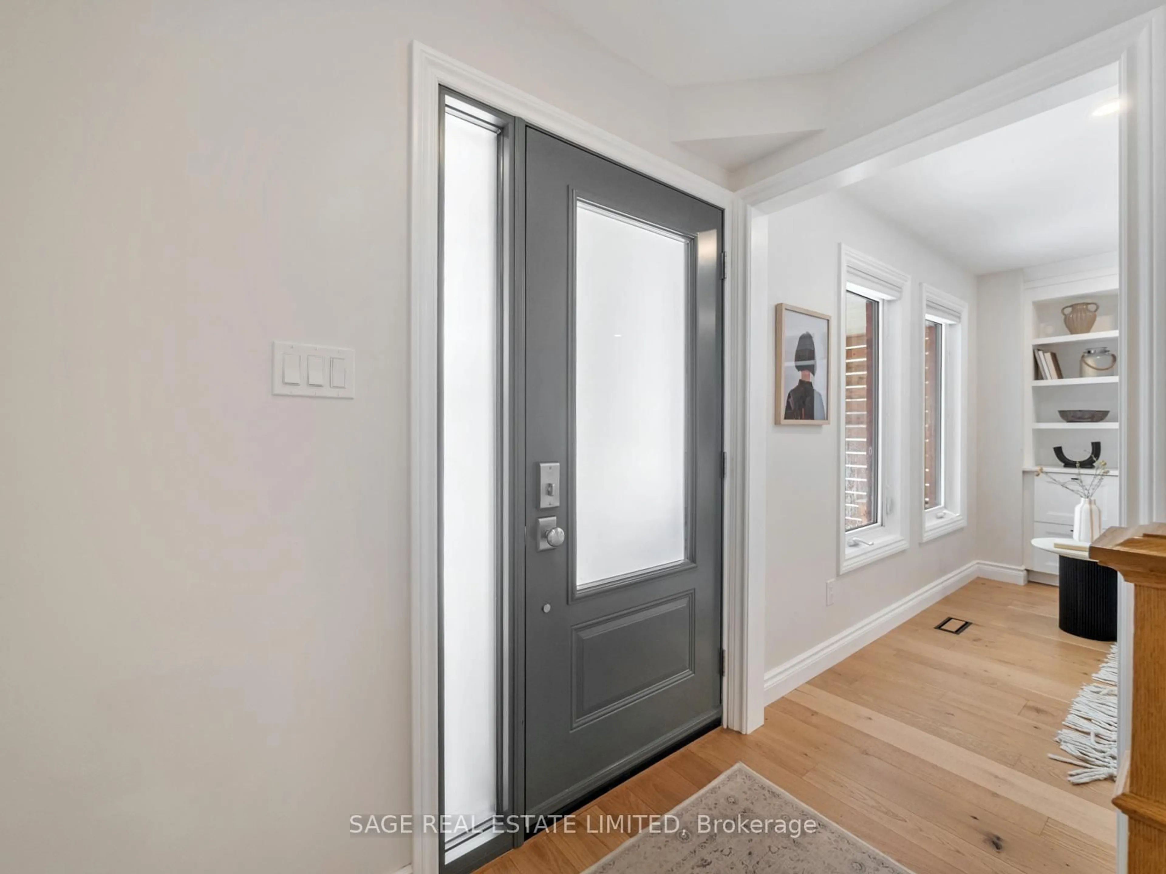 Unknown for 681 Leslie Valley Dr, Newmarket Ontario L3Y 7J6